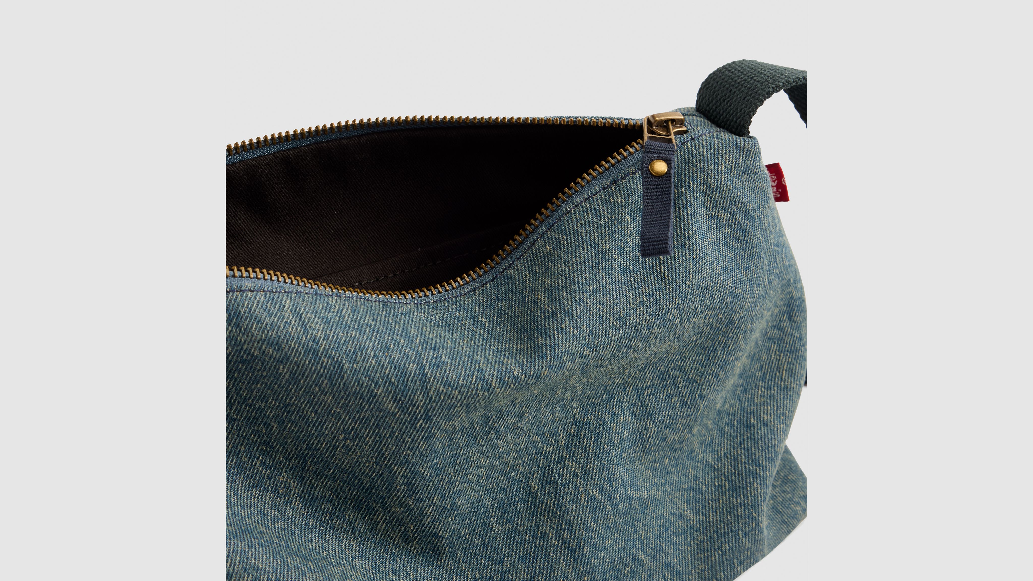 Levi's® Ali Kleine Schultertasche 5