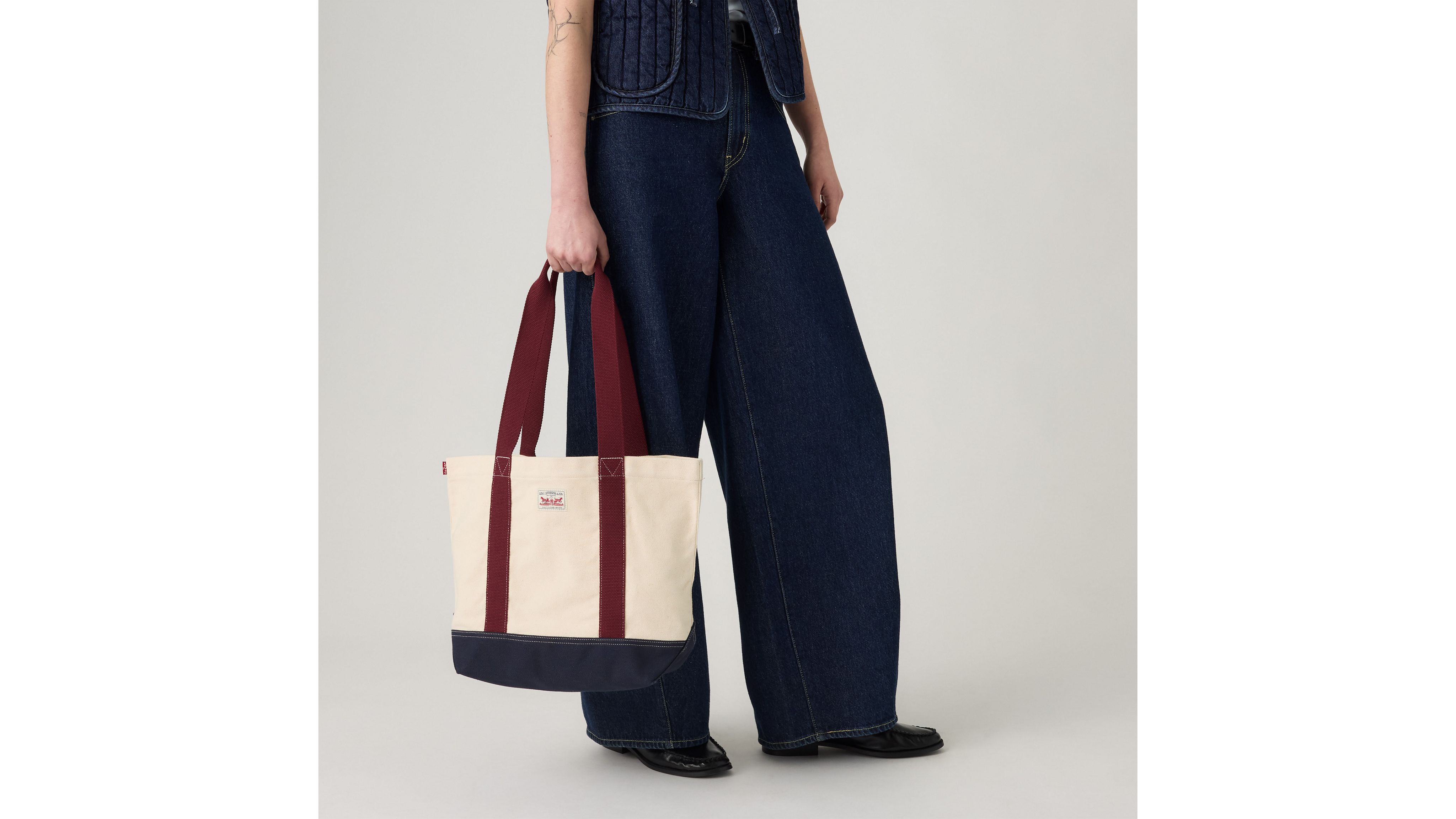 Indigo Med Tote 1