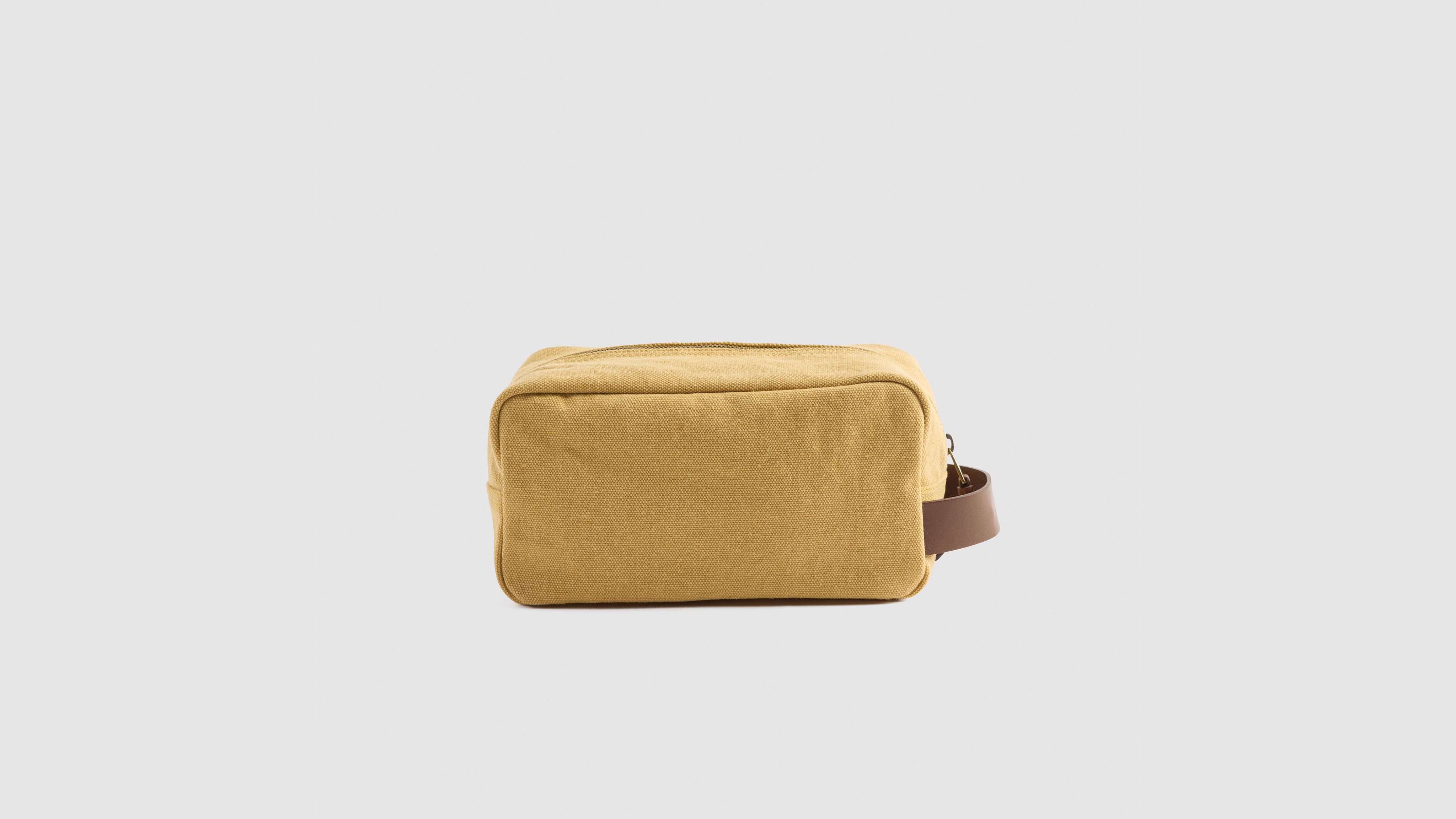 Levi's Dopp Kit In Neutral