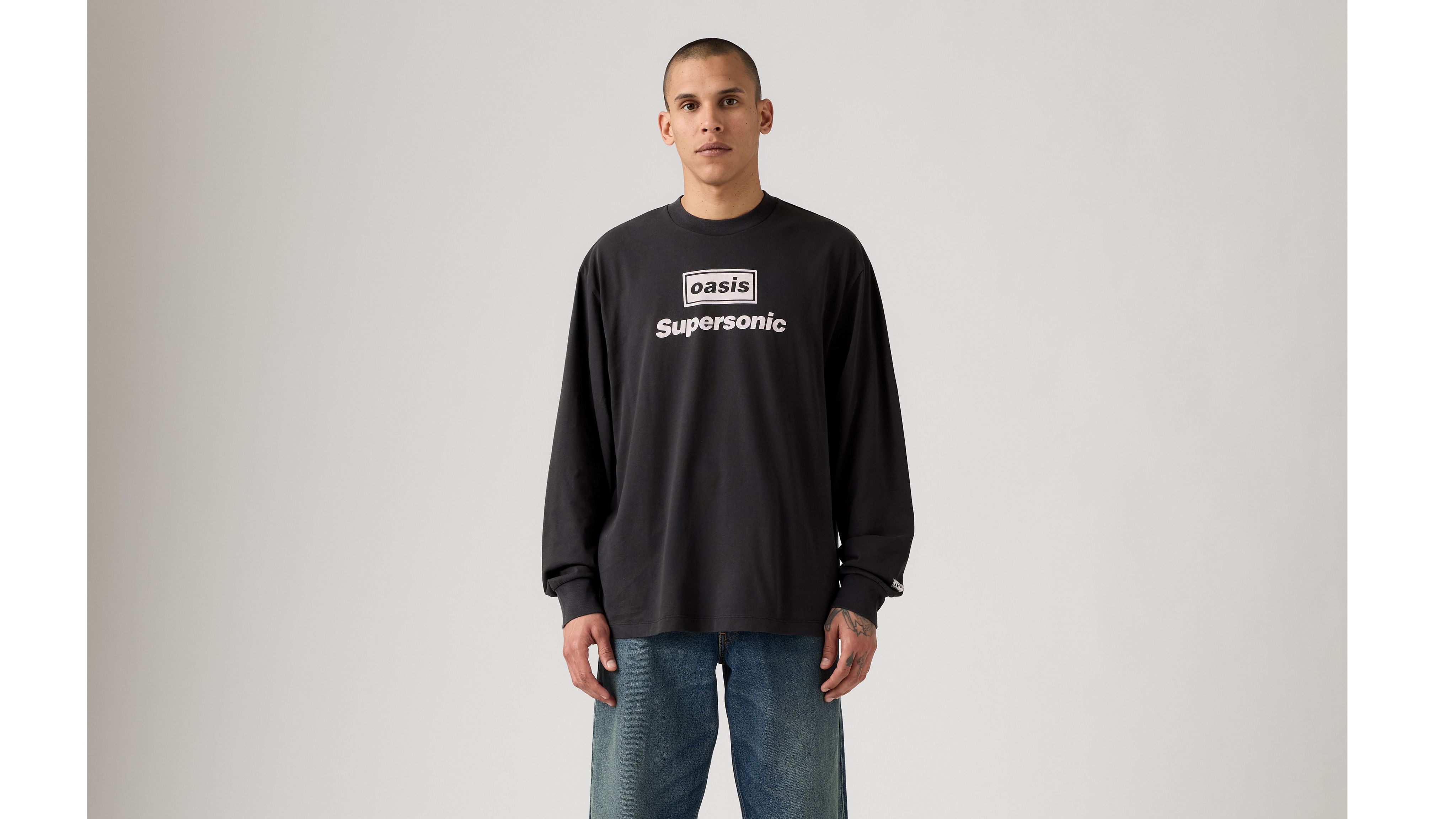 Levi's® X Oasis Long Sleeve Band Tee - Black | Levi's® AT