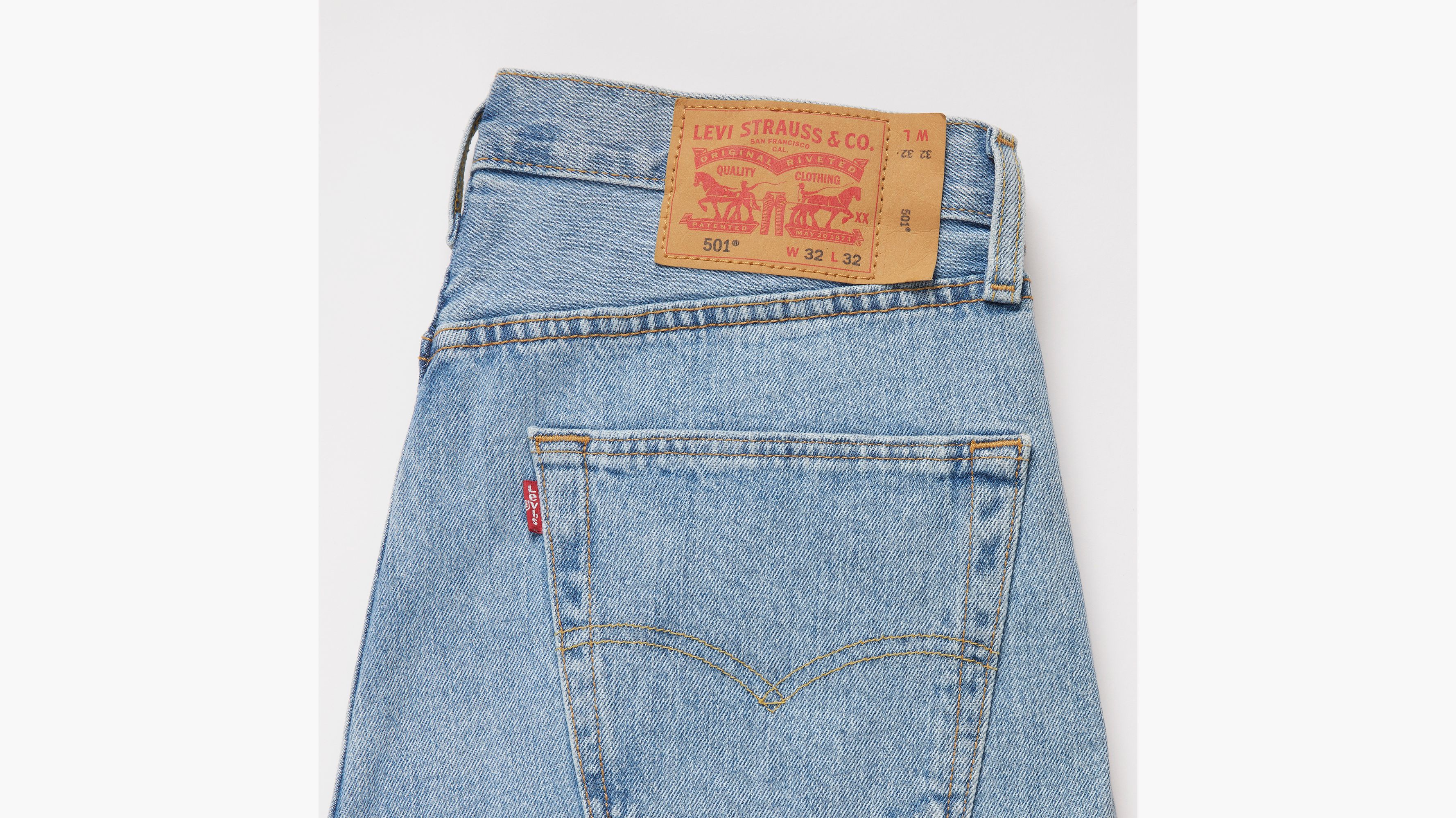 501® Original Fit Men's Jeans - Light Wash