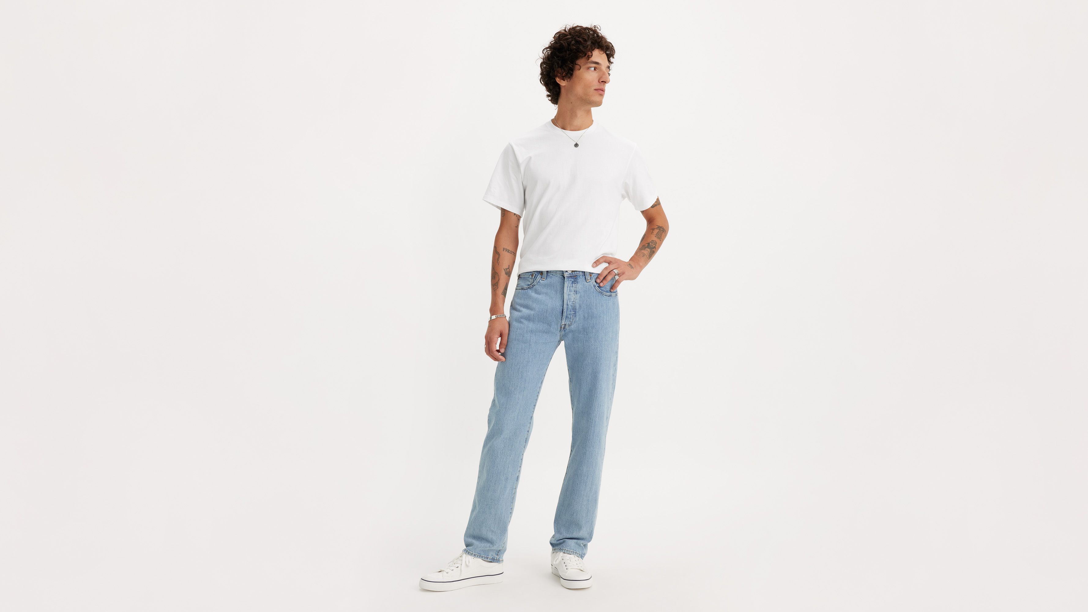 levi's blue jeans