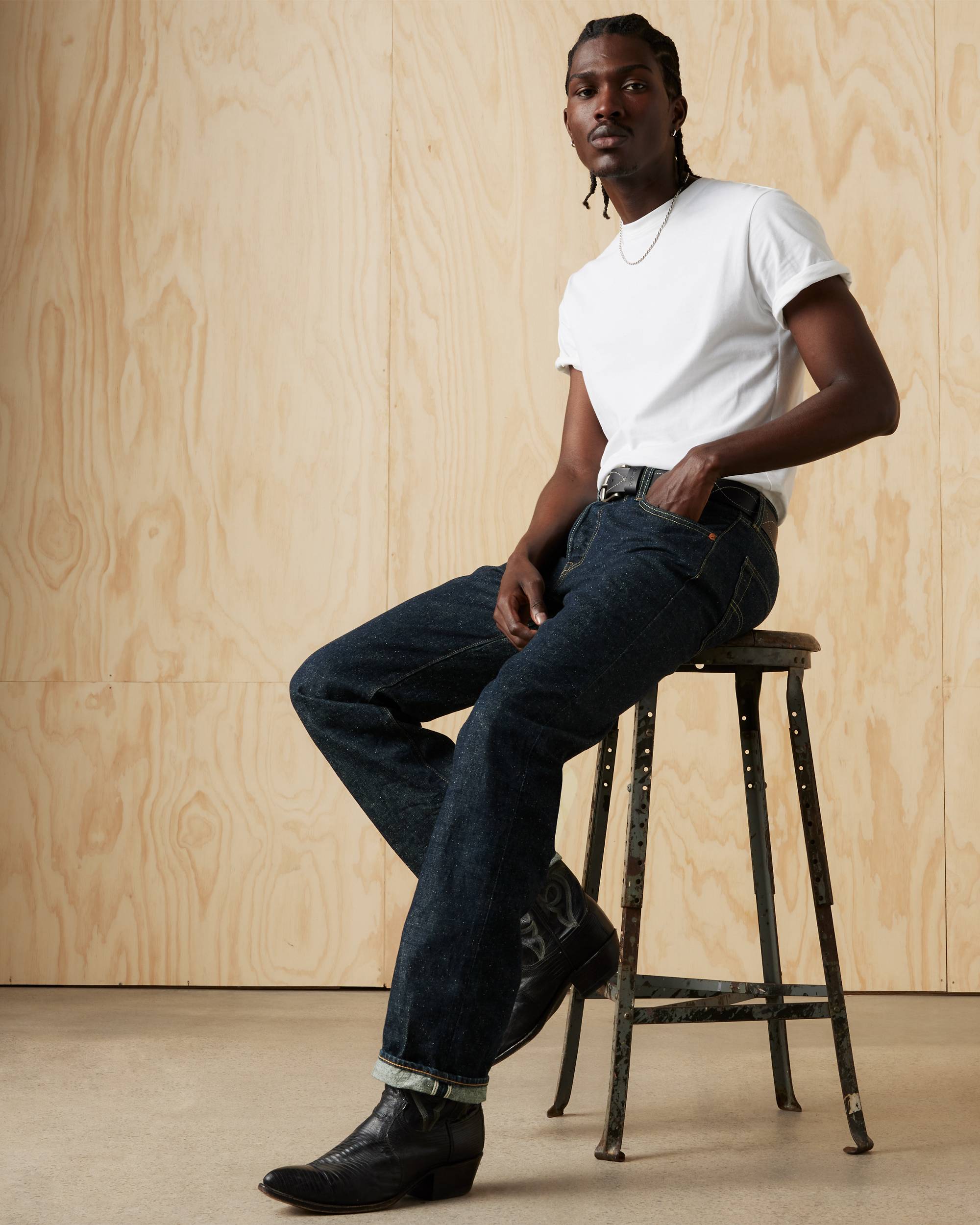501® Original Fit Selvedge Men's Jeans - Dark Wash | Levi's® US 501® Original Fit Selvedge Men's Jeans - Dark Wash | Levi's® US