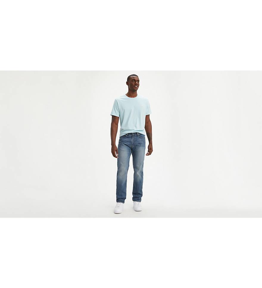 Men's Standard Straight-Fit Stretch Jeans