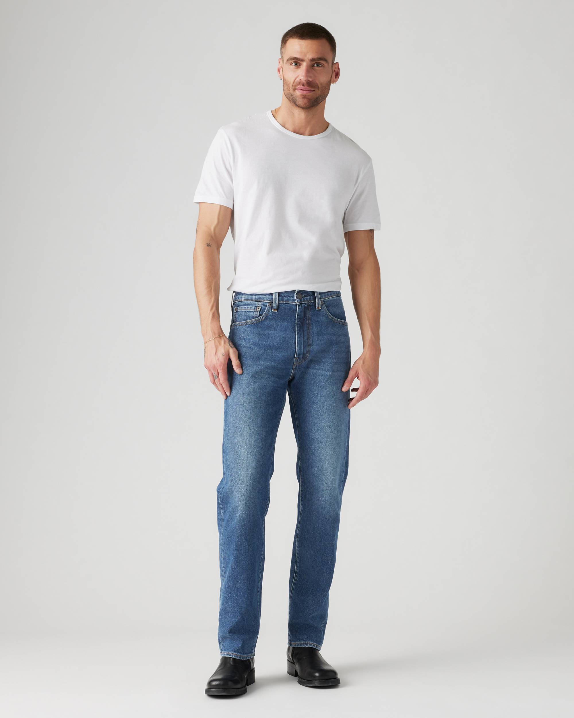 505™ Regular Fit Men's Jeans - Medium Wash | Levi's® US 505™ Regular Fit Men's Jeans - Medium Wash | Levi's® US