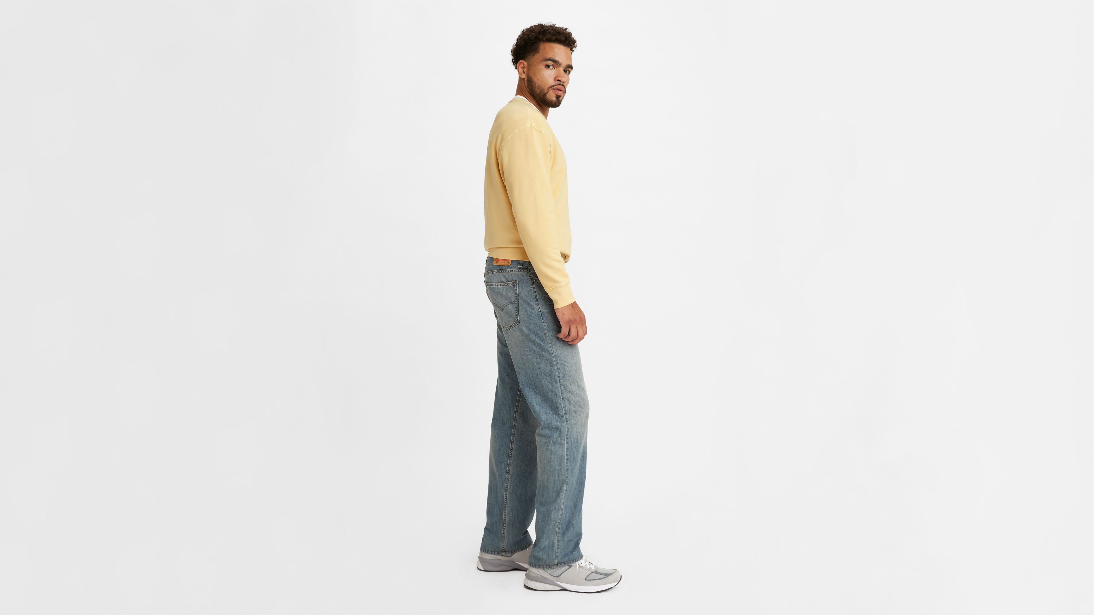 levi easy fit jeans