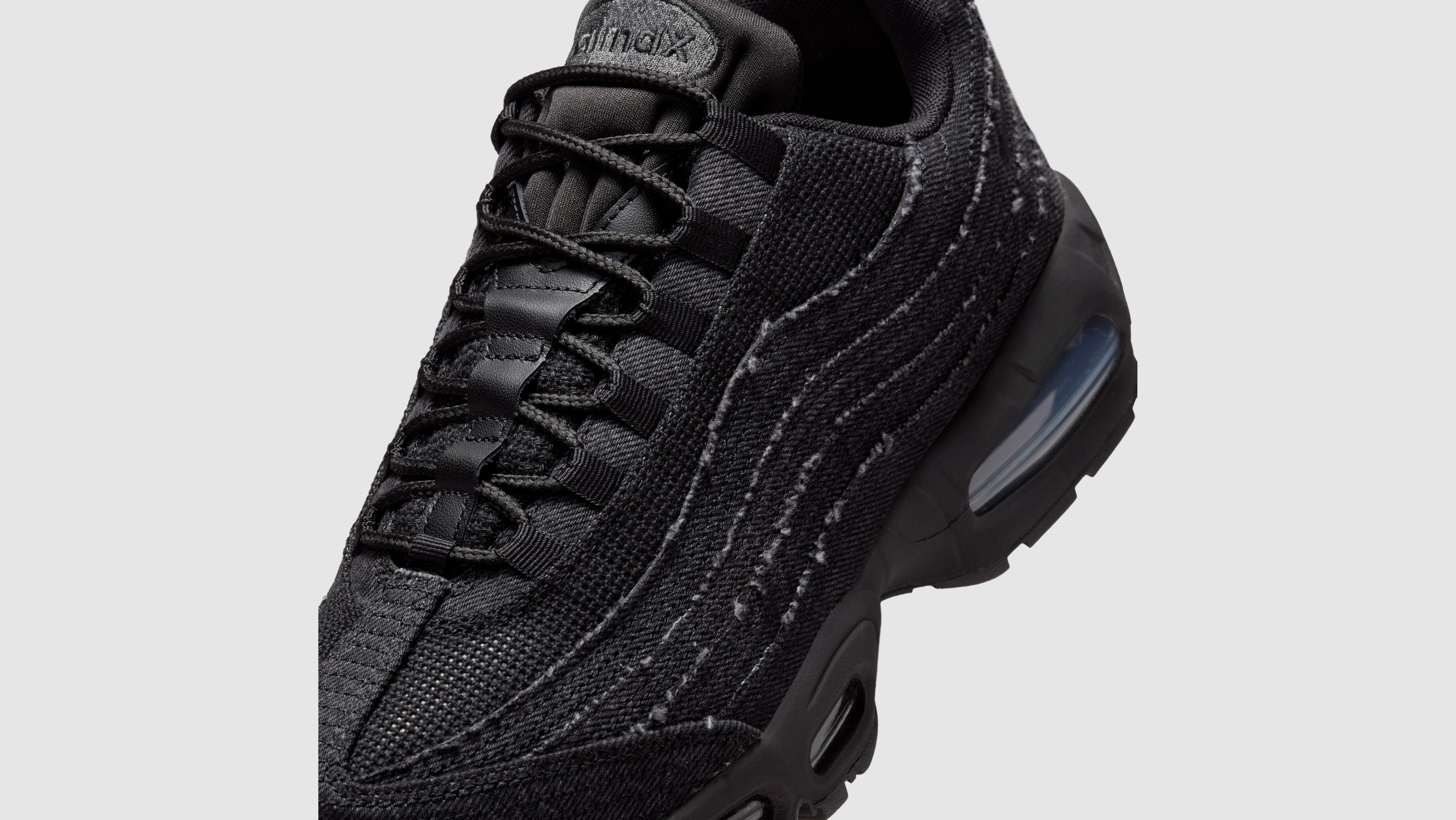 Levi's® X Nike Air Max 95 - Black | Levi's® GB