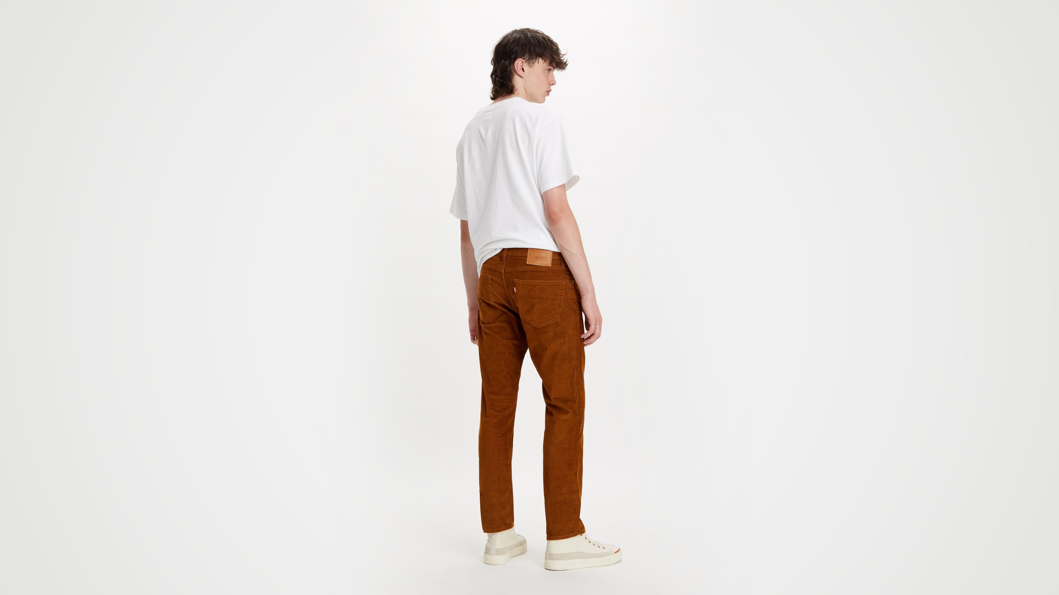 511™ Corduroy Slim Pants - Brown | Levi's® DE