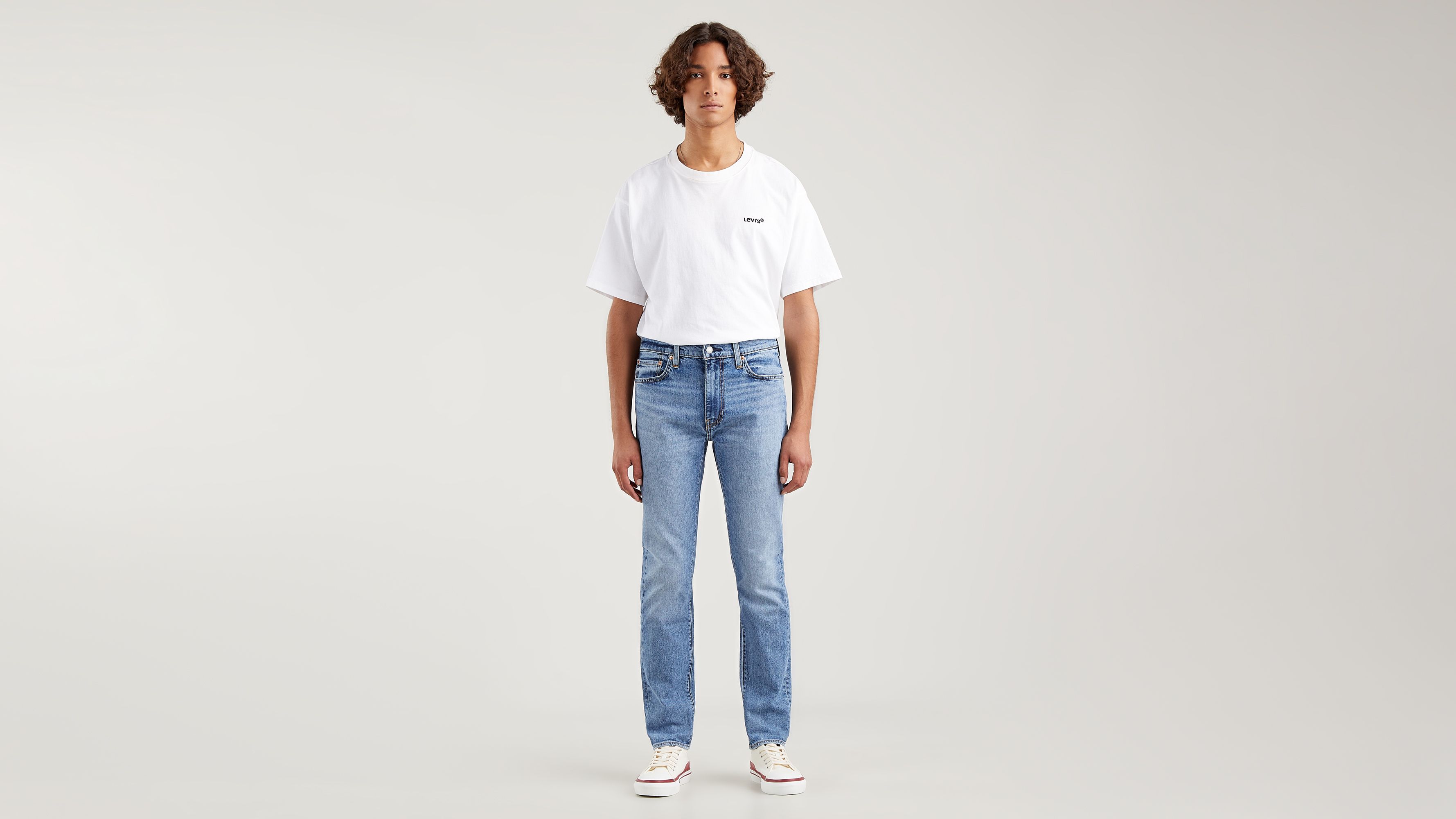 Levis 2024 510 white