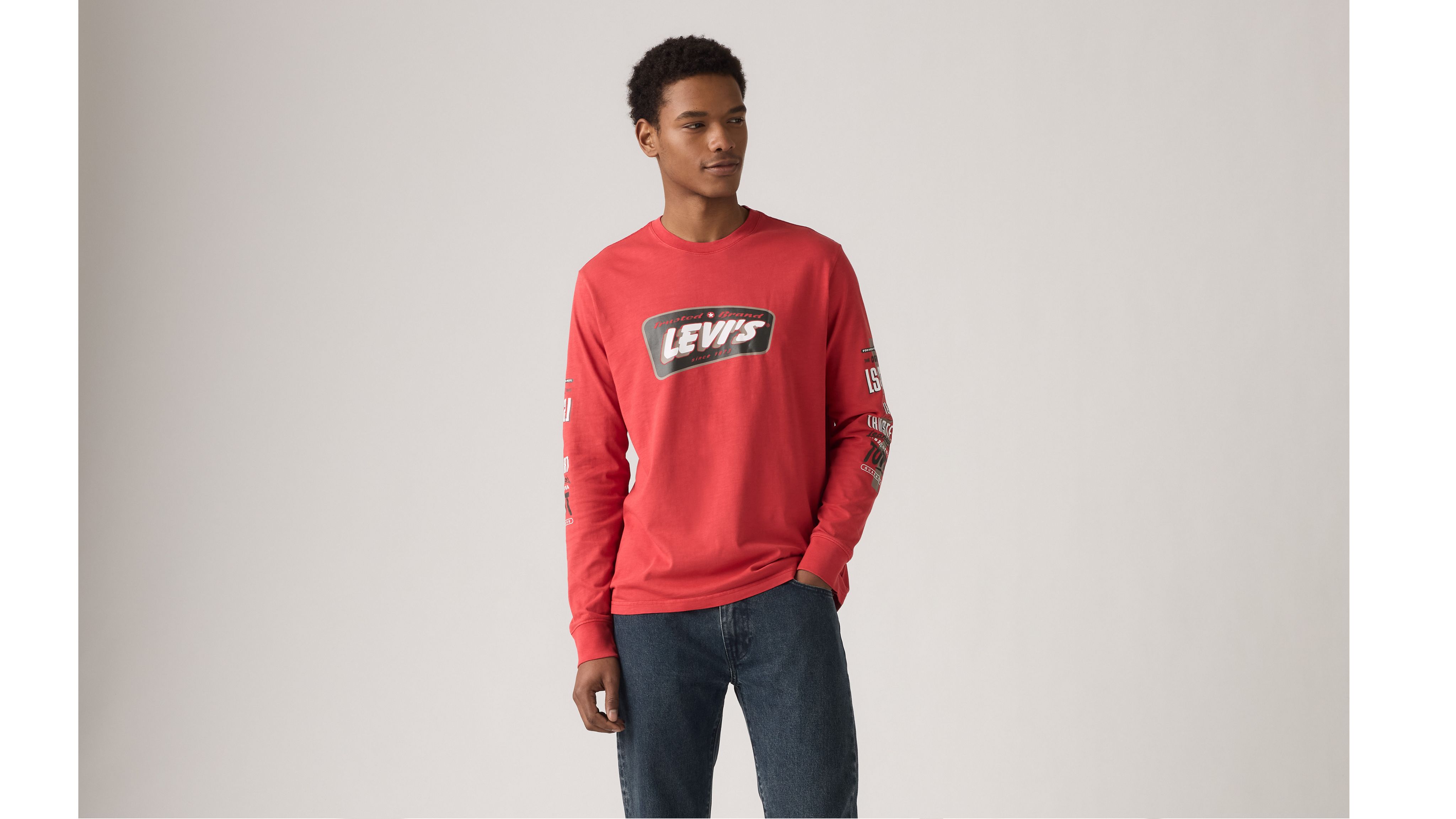Levi's Relaxed Fit Graphic Long-sleeve T-shirt In Red