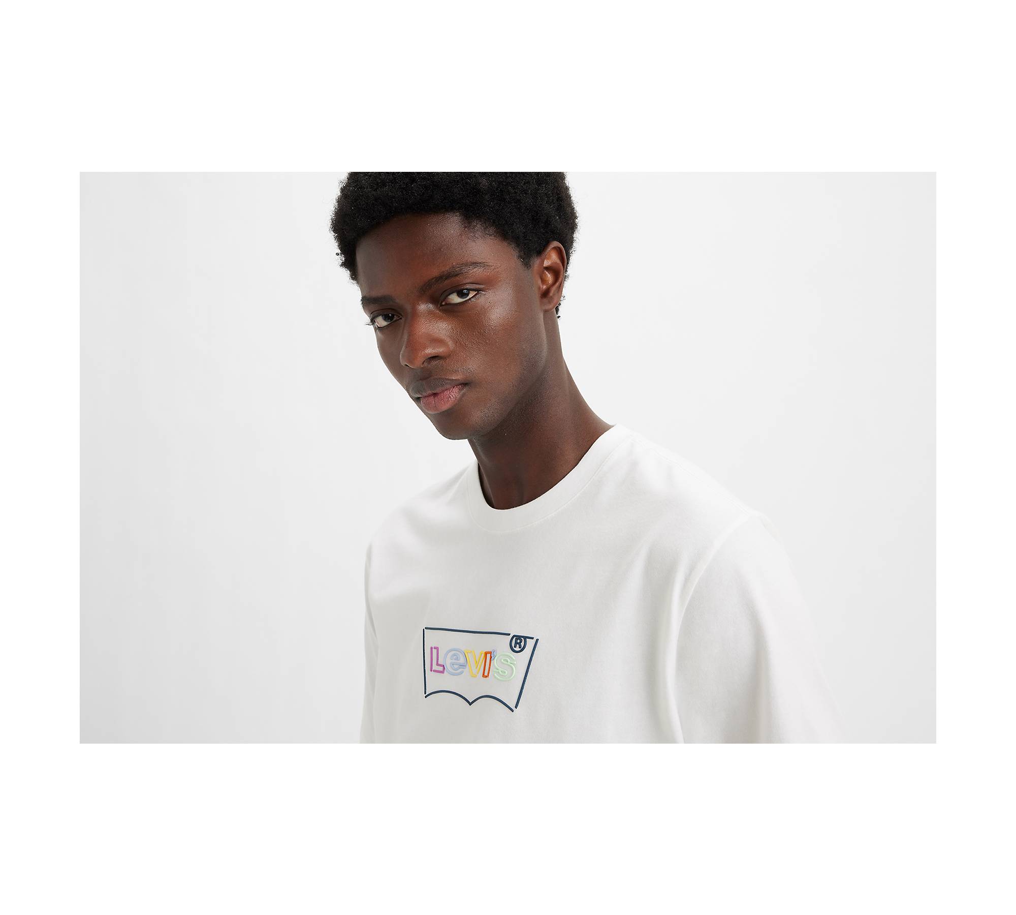 Relaxed Fit Graphic Tee - White | Levi's® BE