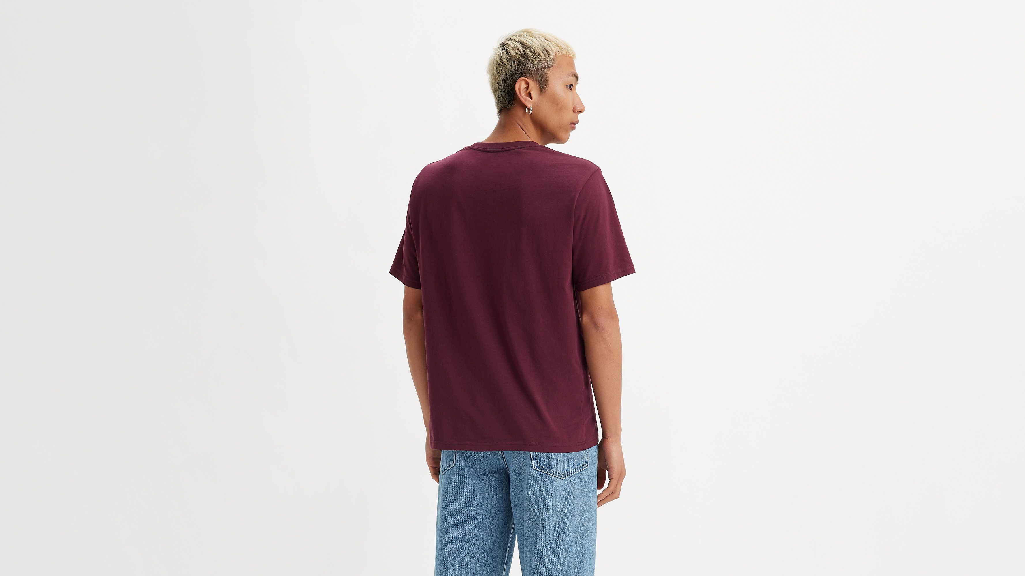 SilverTab™ Relaxed Fit Graphic Short Sleeve T-Shirt 2