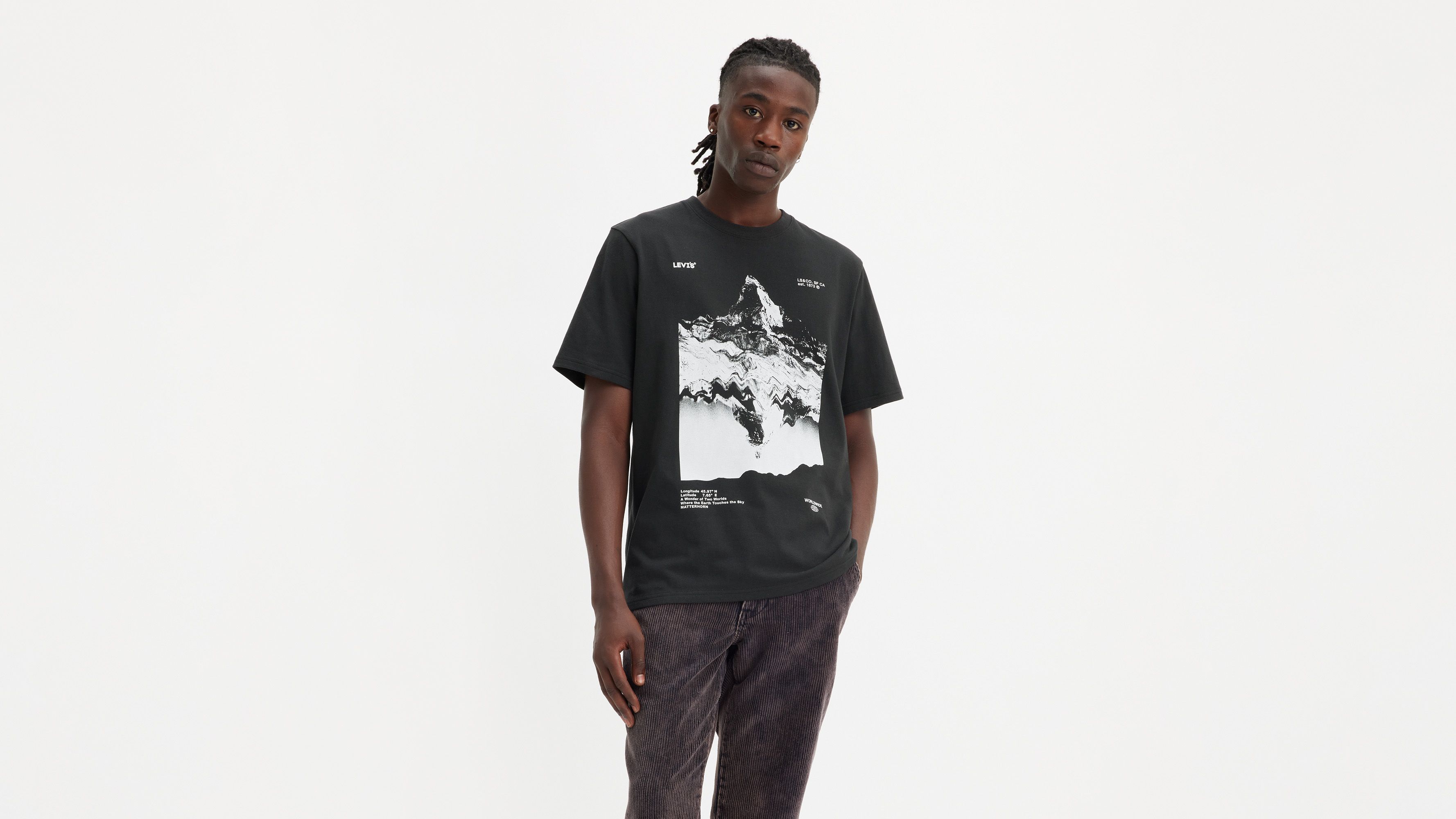 Relaxed Fit Short Sleeve Graphic T-shirt - Black