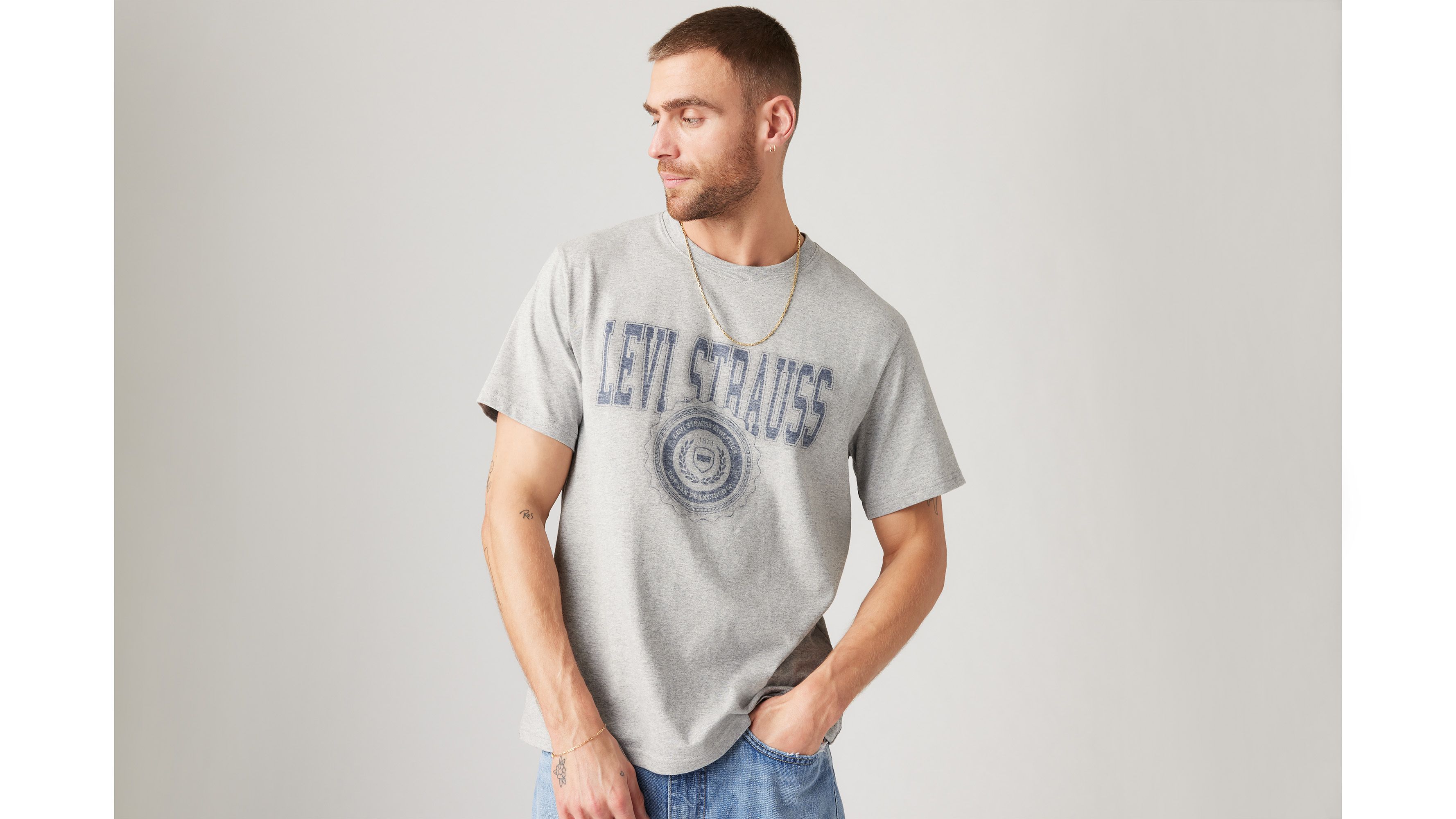 ◆LEE◆ Vintage Denim Graphic T-Shirt Light Grey Relaxed Fit Short Sleeve Graphic T-shirt - Grey | Levi's® US