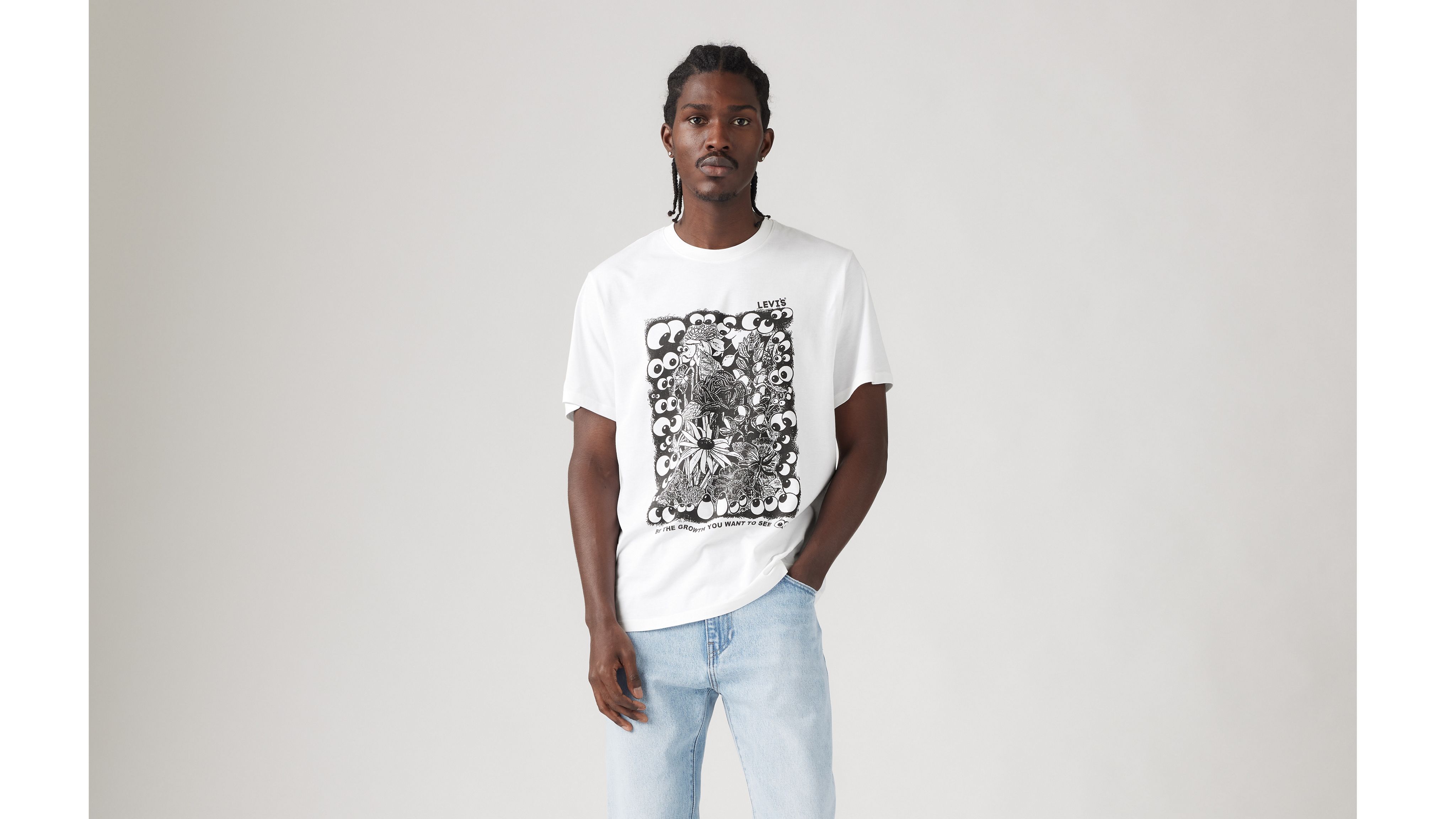 Relaxed Fit Short Sleeve Graphic T-shirt - White | Levi's® US