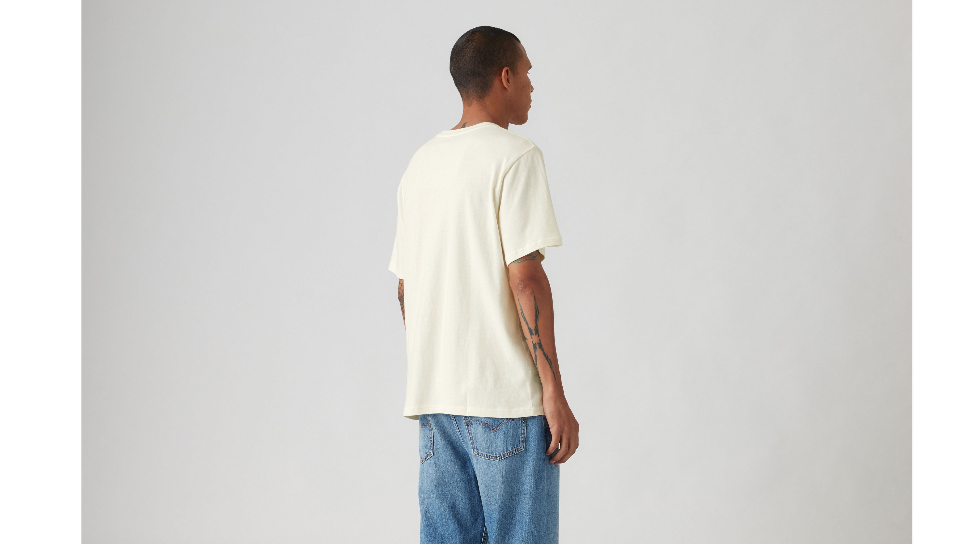 161431924-back-pdp?$onmodelback$