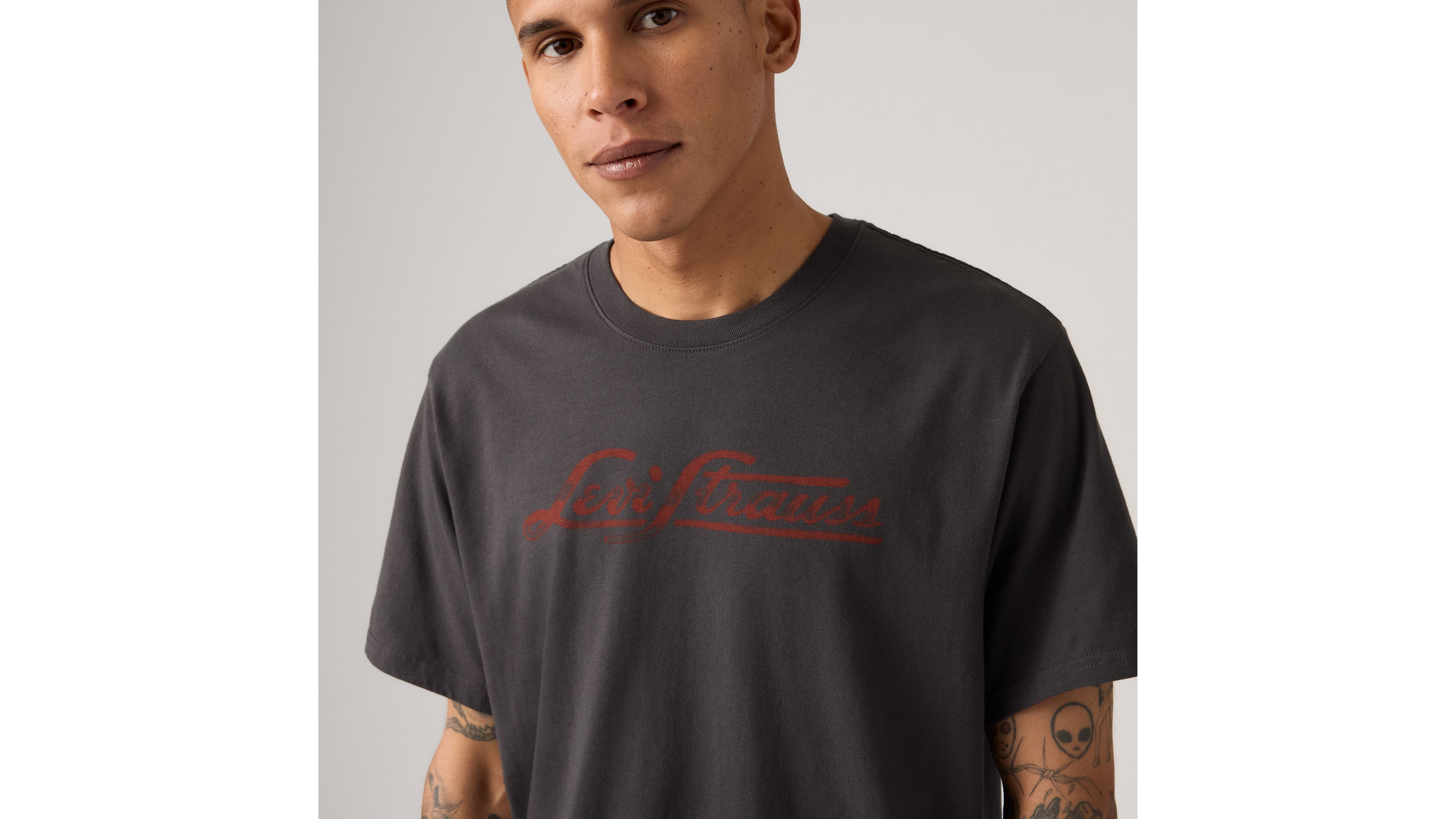 Levi's Relaxed Fit Short-sleeve Graphic T-shirt In Gray