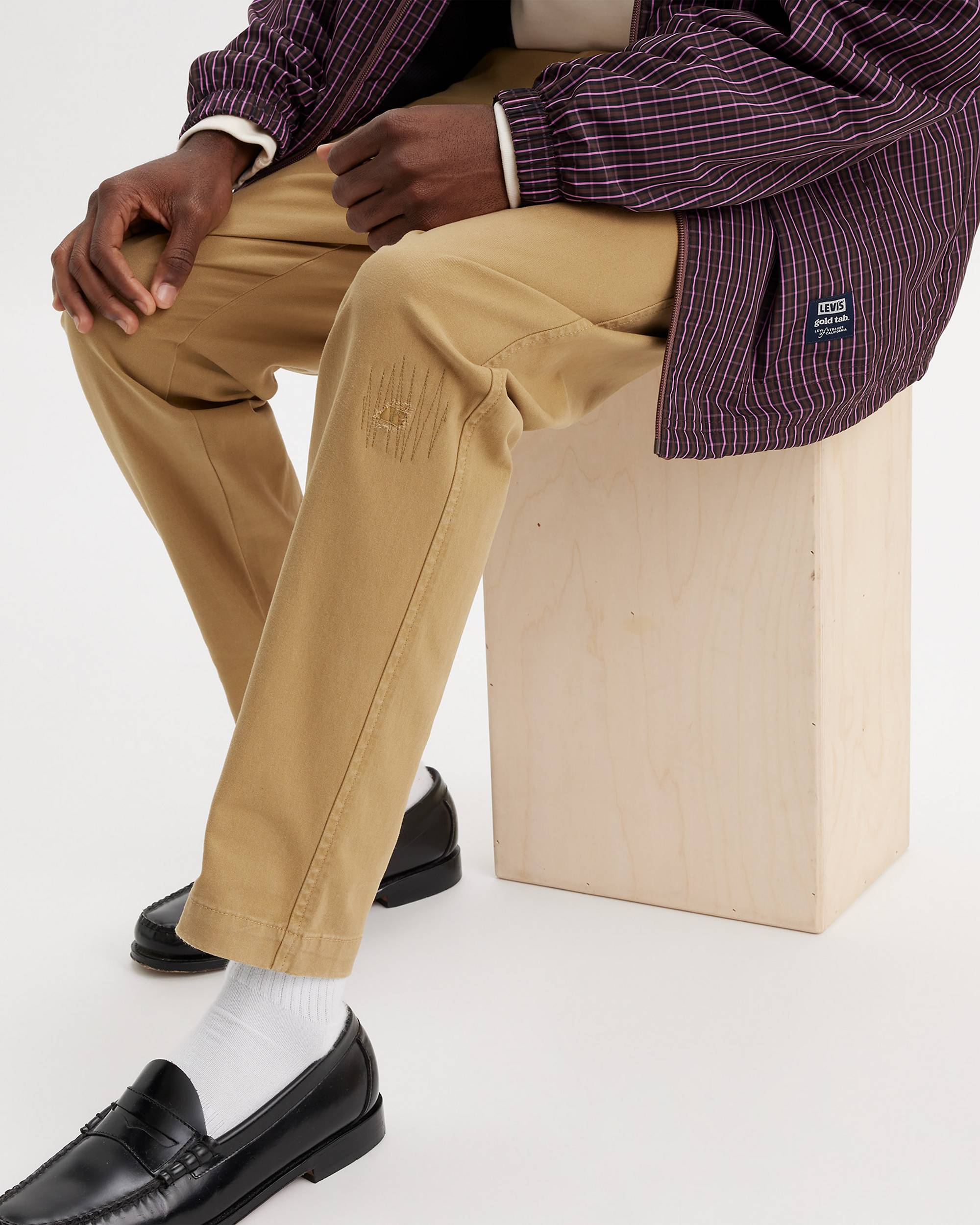 Levi's® Xx Chino Standard Taper Fit Men's Pants - Brown Levi's® Xx Chino Standard Taper Fit Men's Pants - Brown