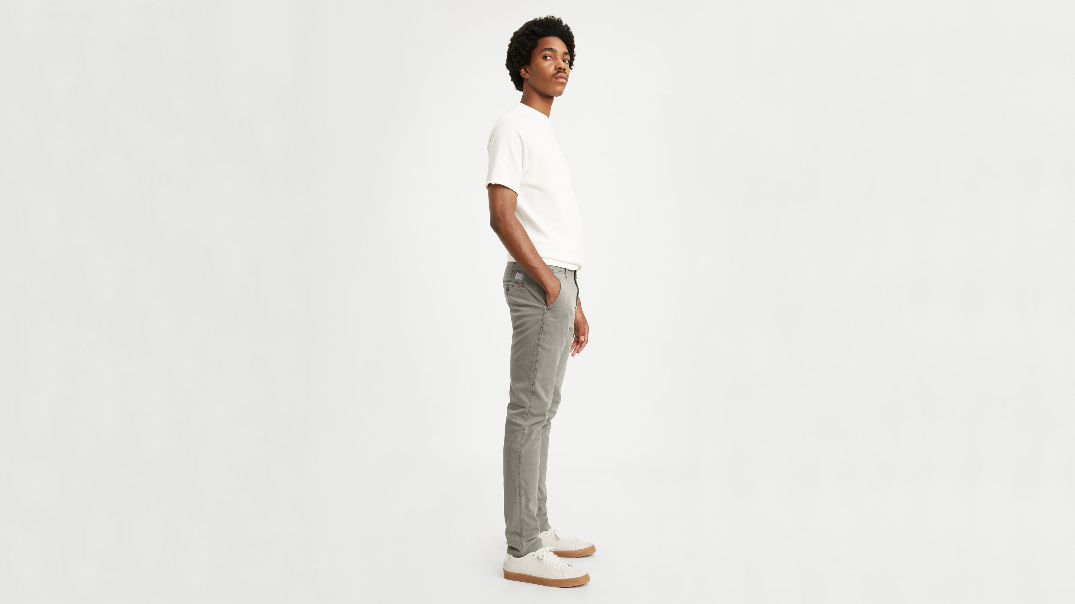 levis slim chino