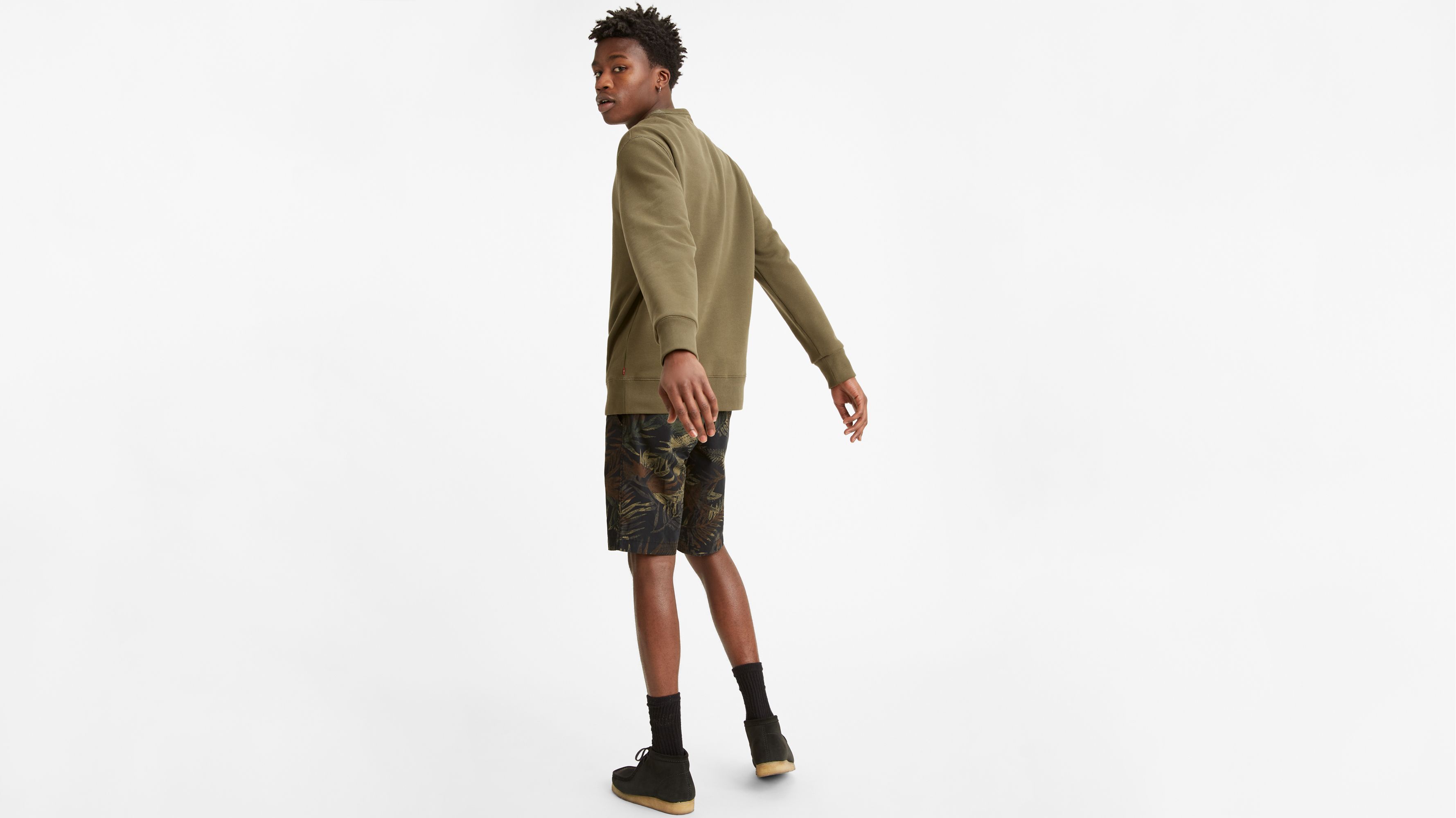 mens tapered chino shorts