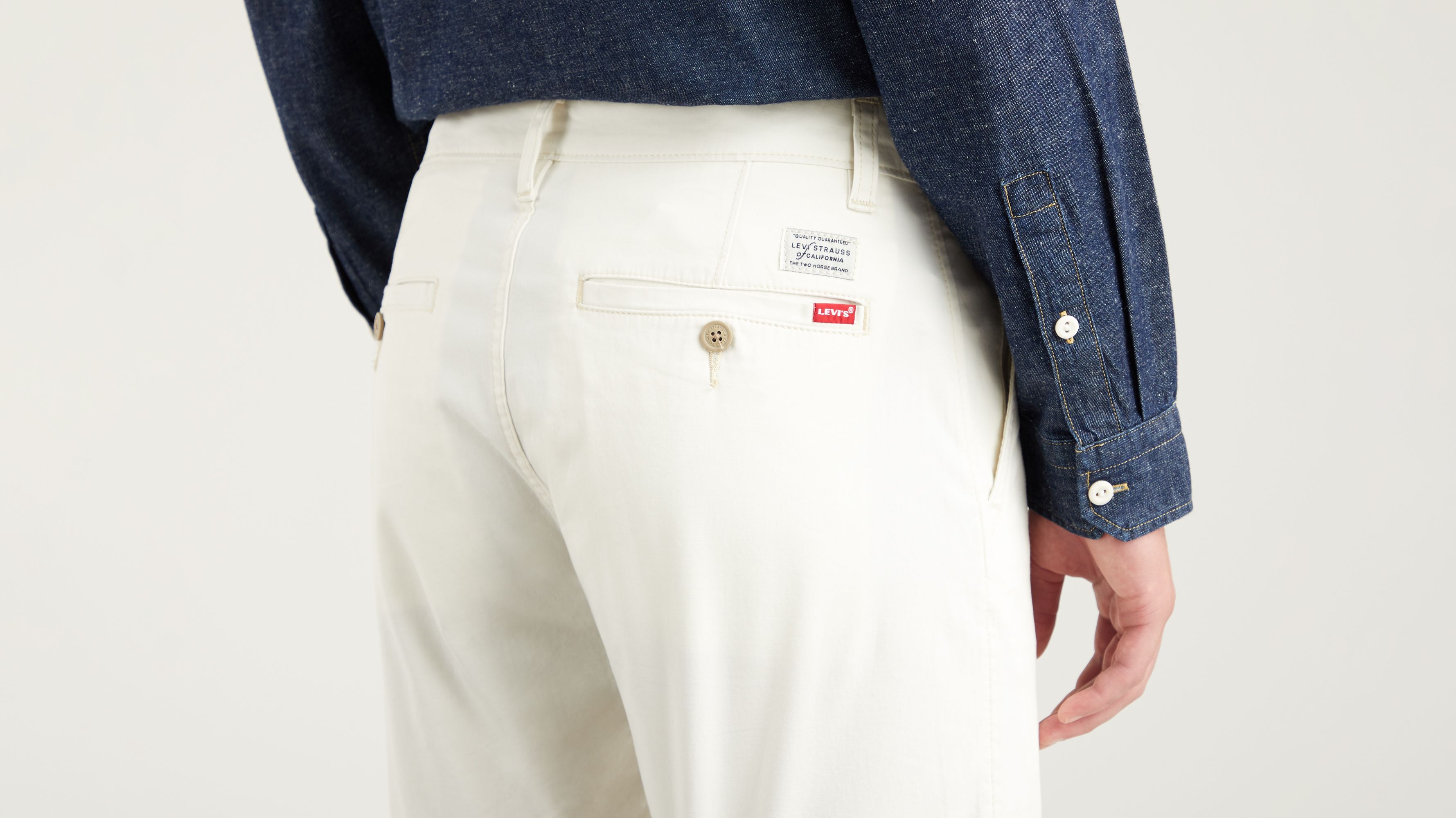 XX Chino cortos de ajuste cónico Levi's® 4