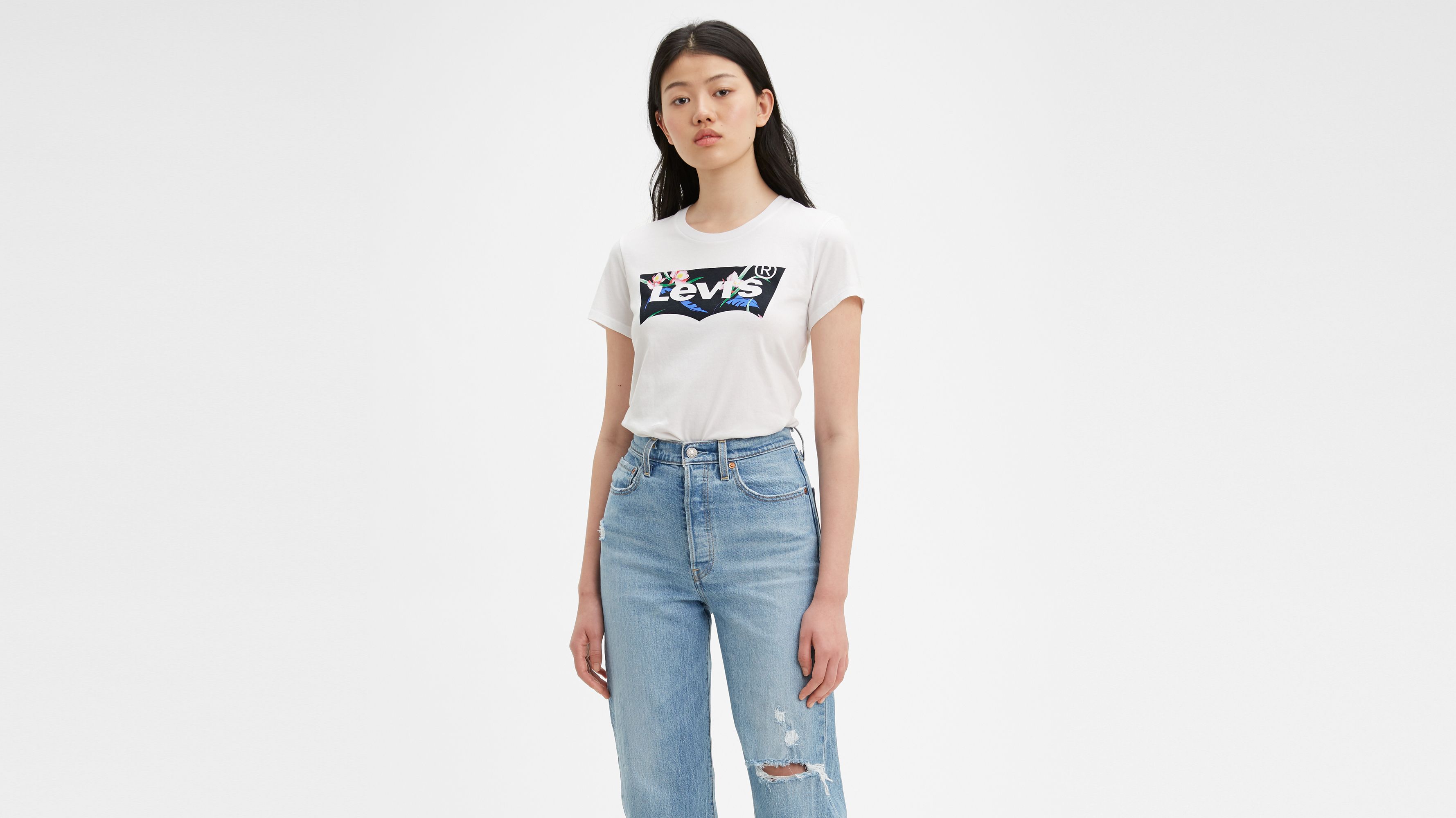 levi's perfect graphic tee