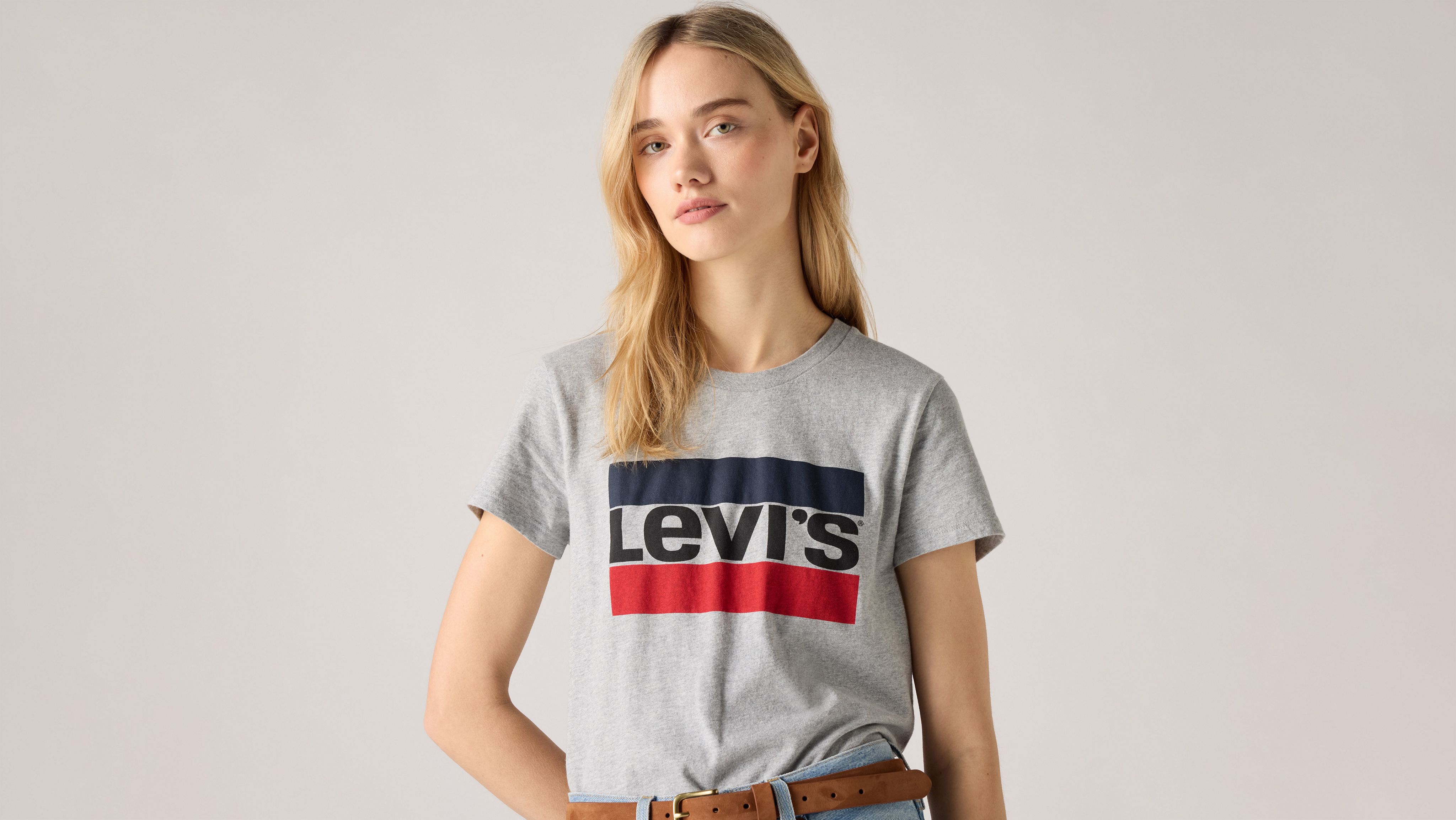 Grey levis t store shirt women's