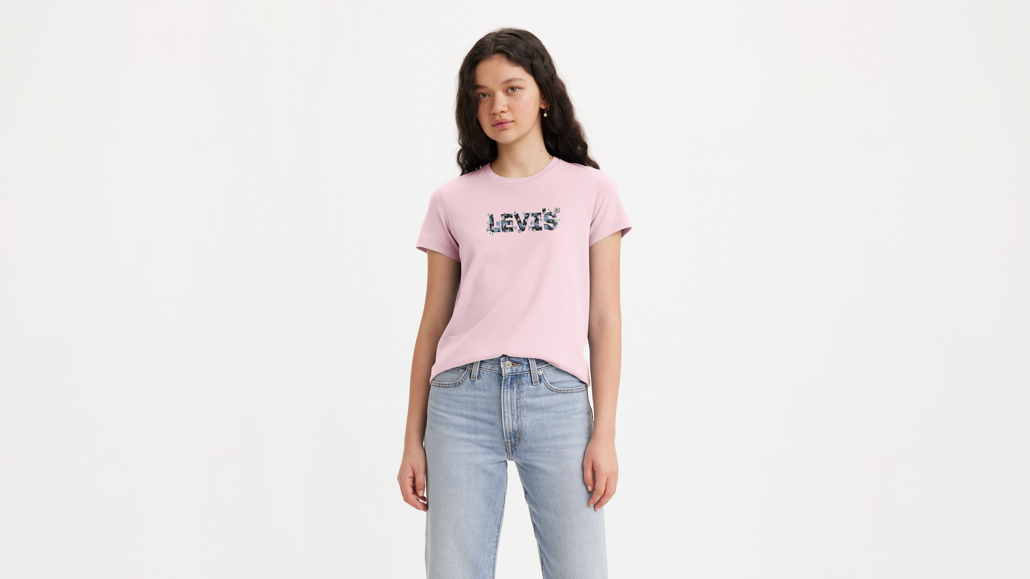 Pink hot sale levi tshirt