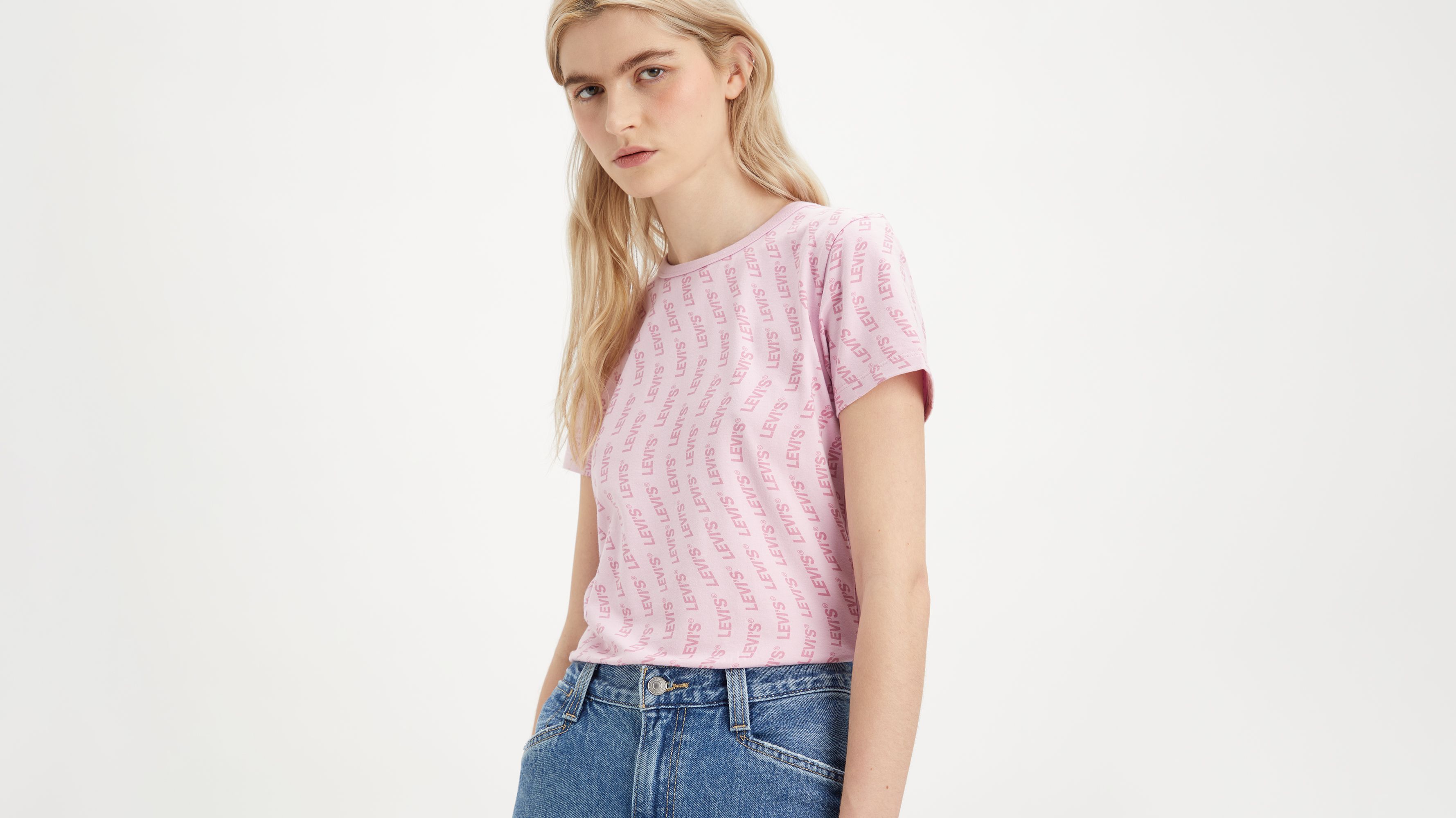 pink levi tshirt