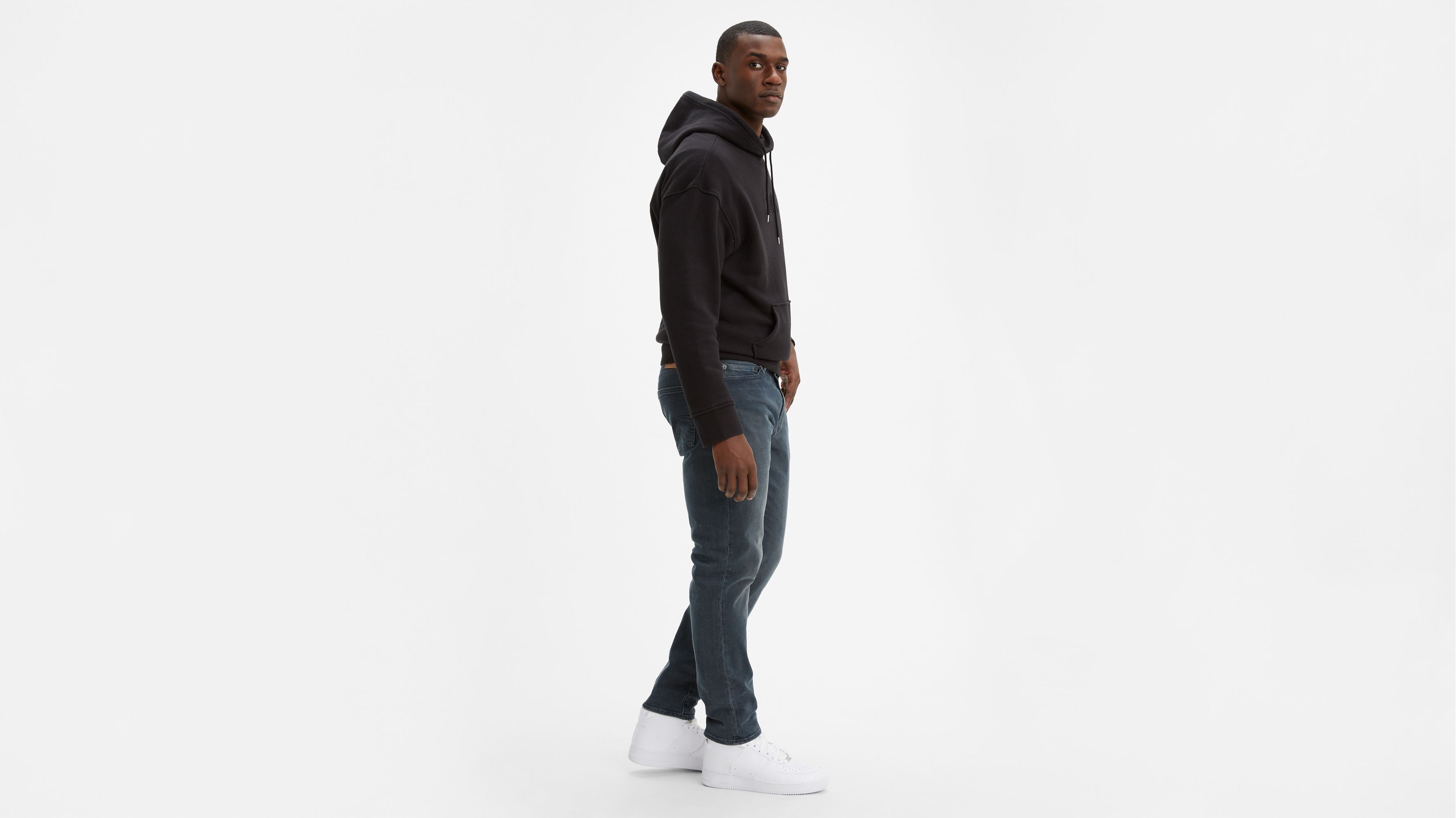 levi's athletic taper
