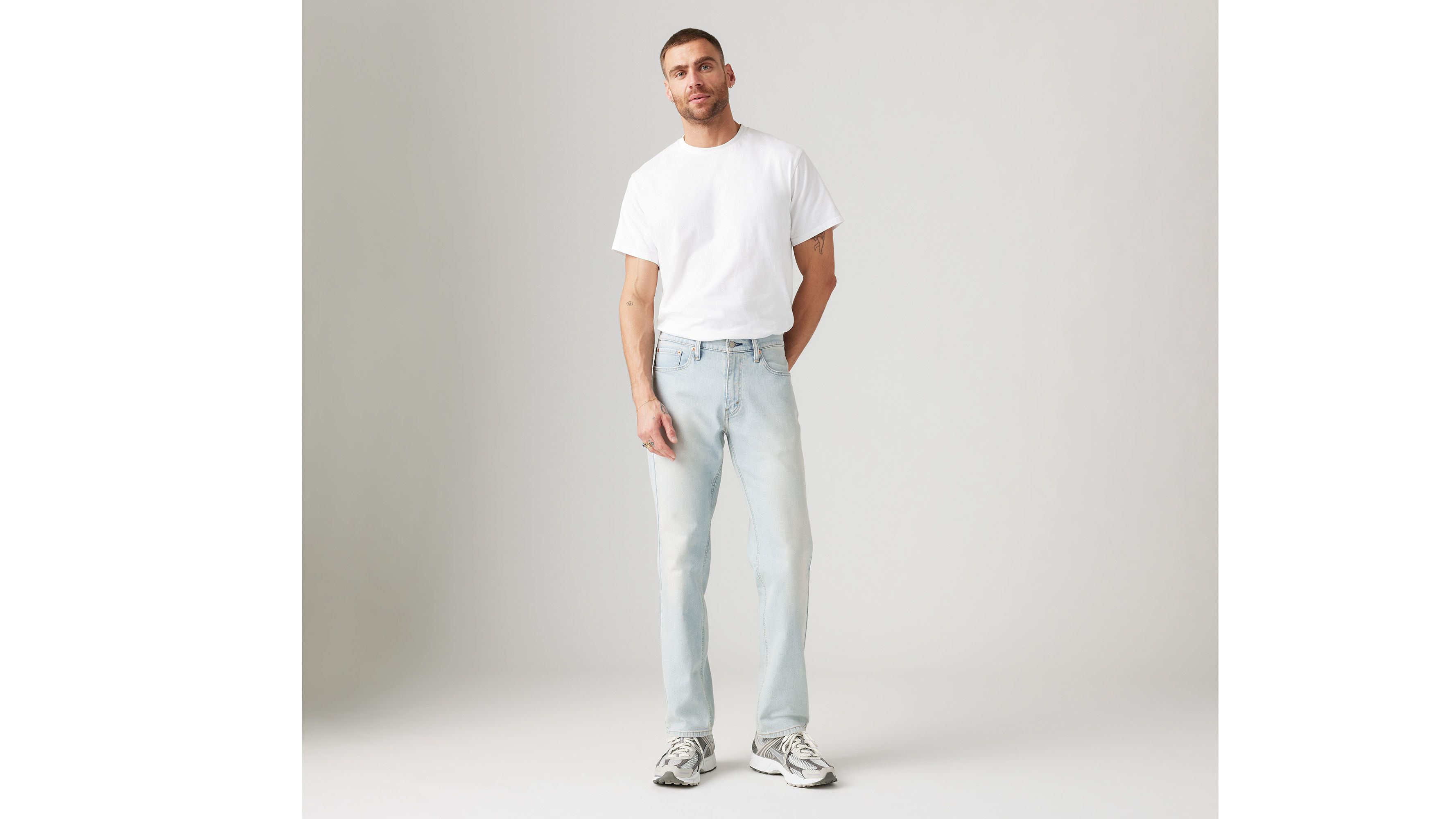 550™ Relaxed Fit Men's Jeans - Light Wash | Levi's® US