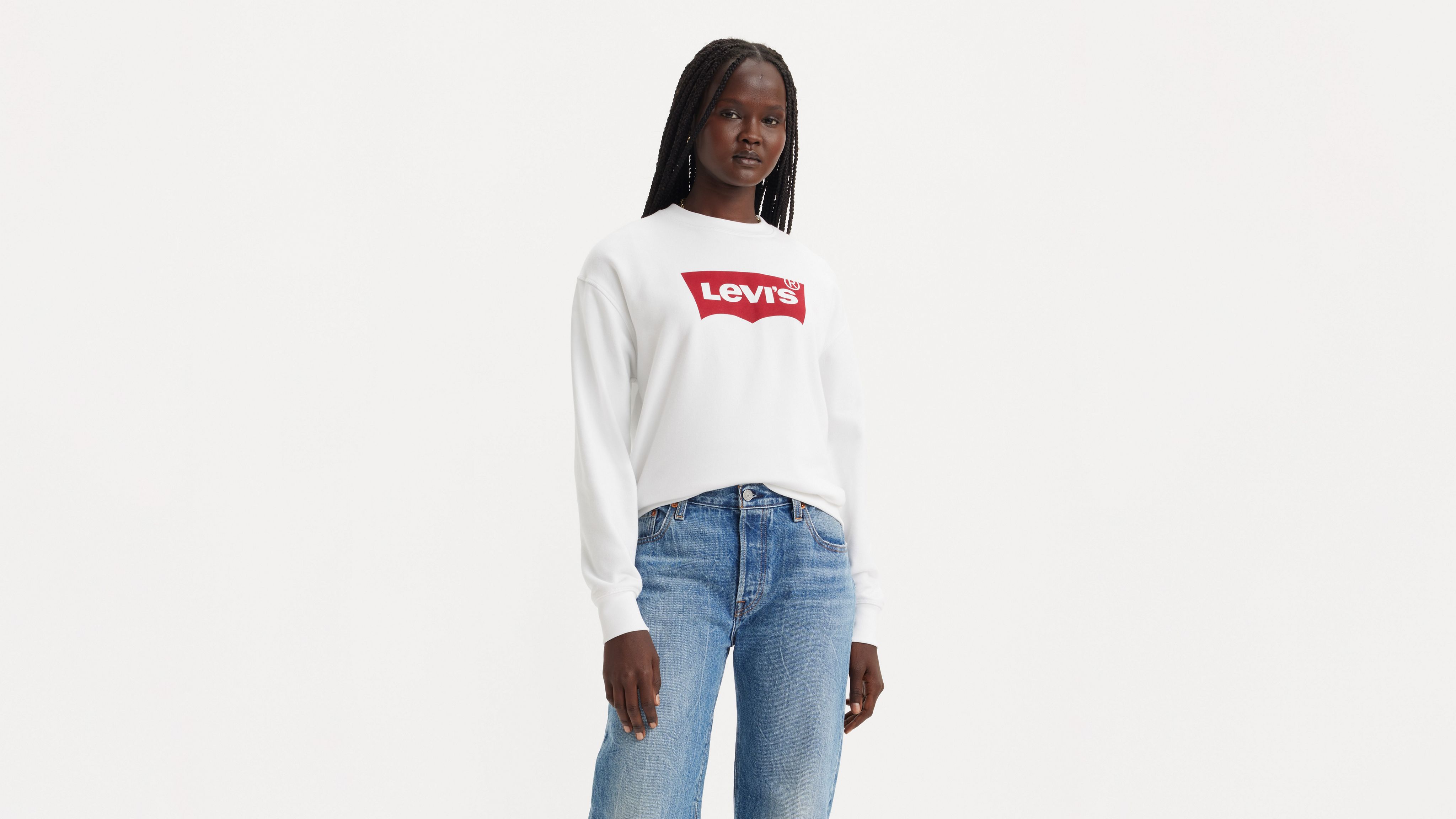 Standard Graphic Crew Neck 1