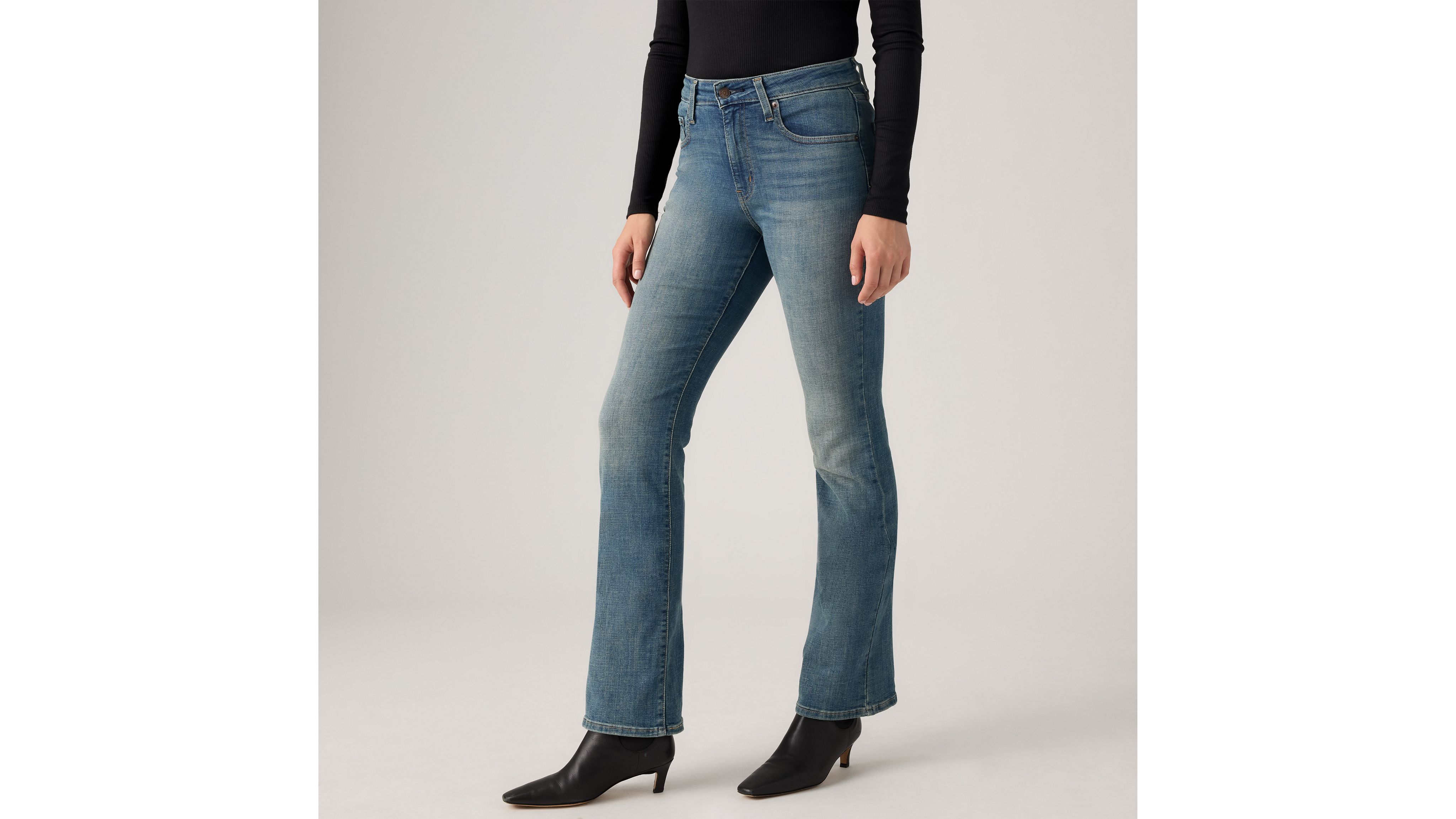  Levi's Pantalones de mezclilla 725 de tiro alto para mujer  (estándar y plus) : Ropa, Zapatos y Joyería