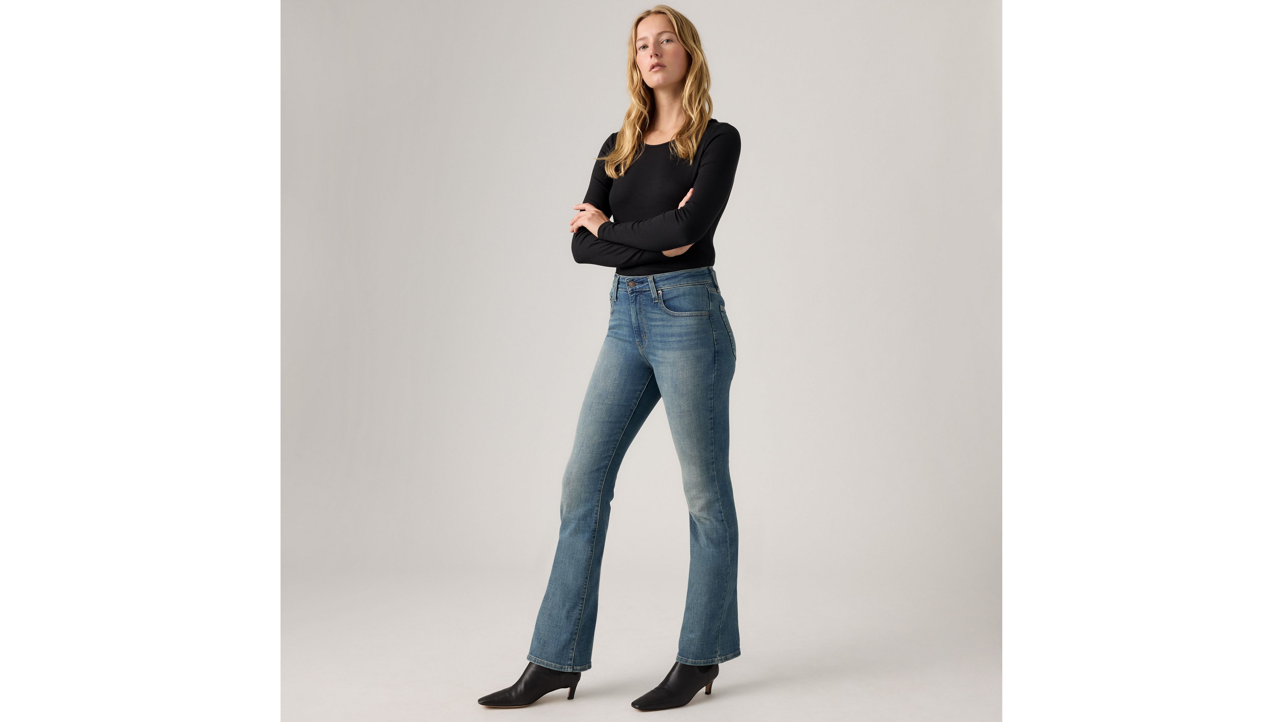 High Rise Bootcut w/Pinched Seam Detail Jeans