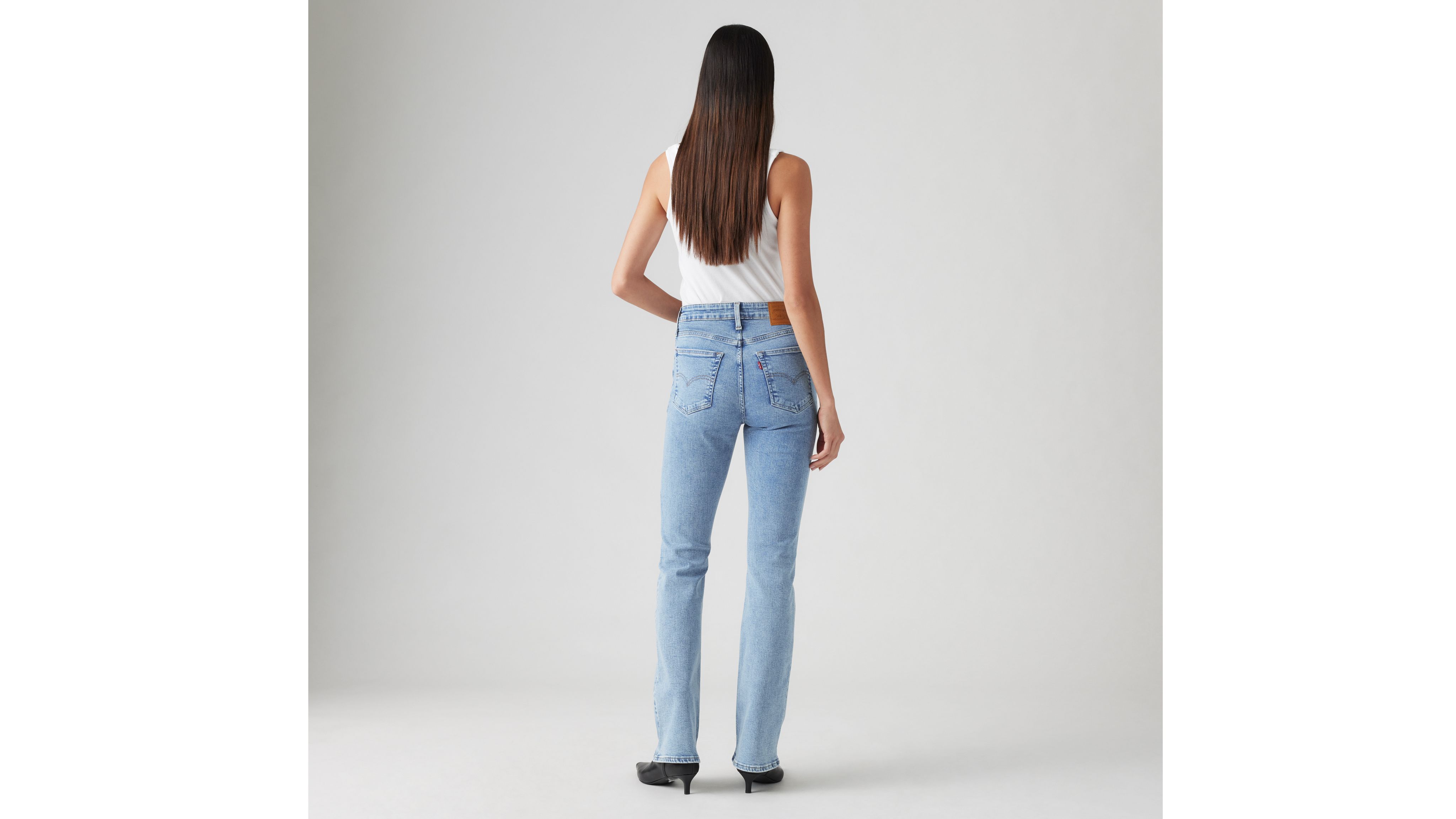 Levi's 725 High Rise Bootcut Women's Jeans 26x30 In Middle Course