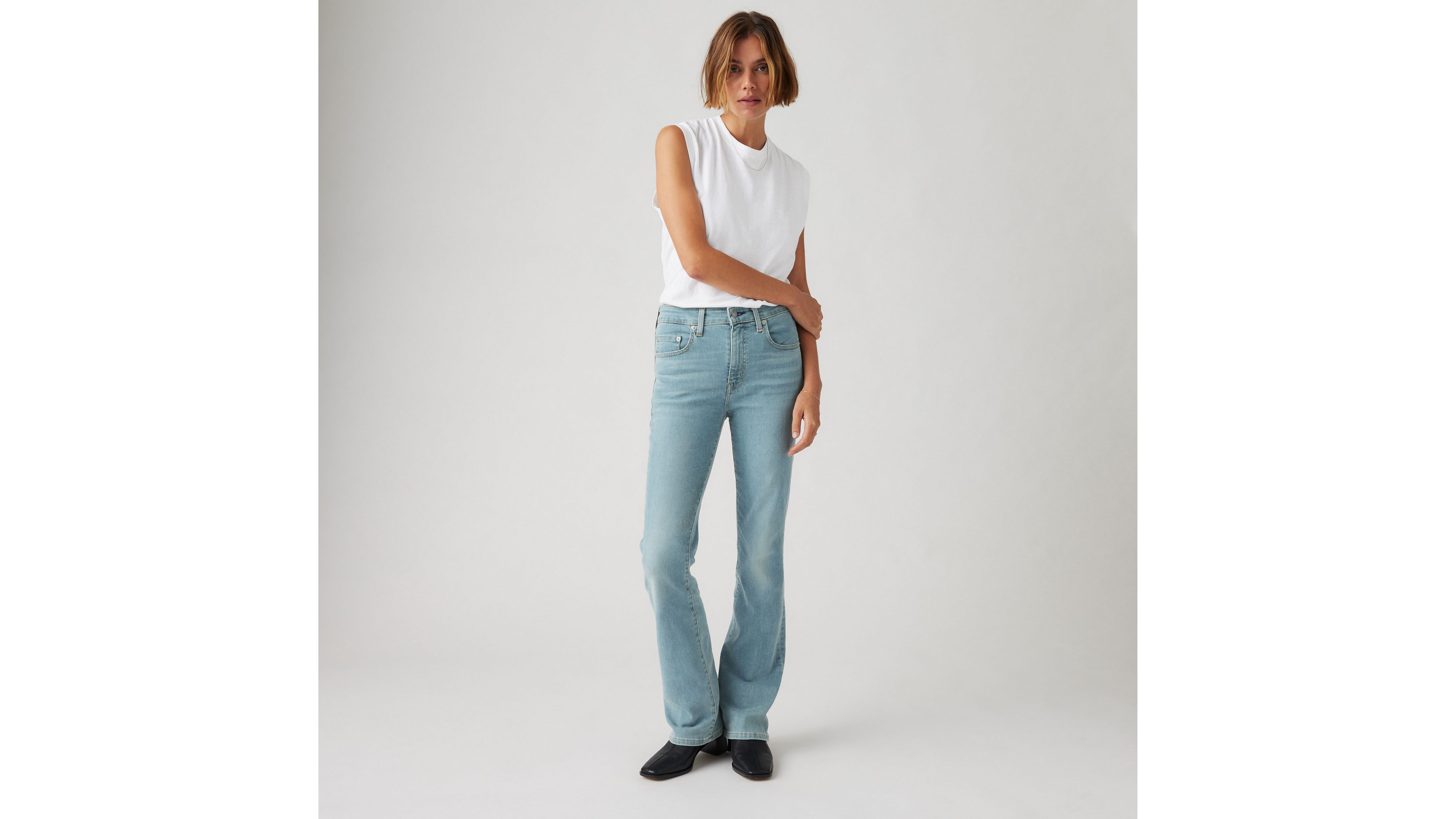 Levi's 725 High Rise Bootcut Women's Jeans 26x30