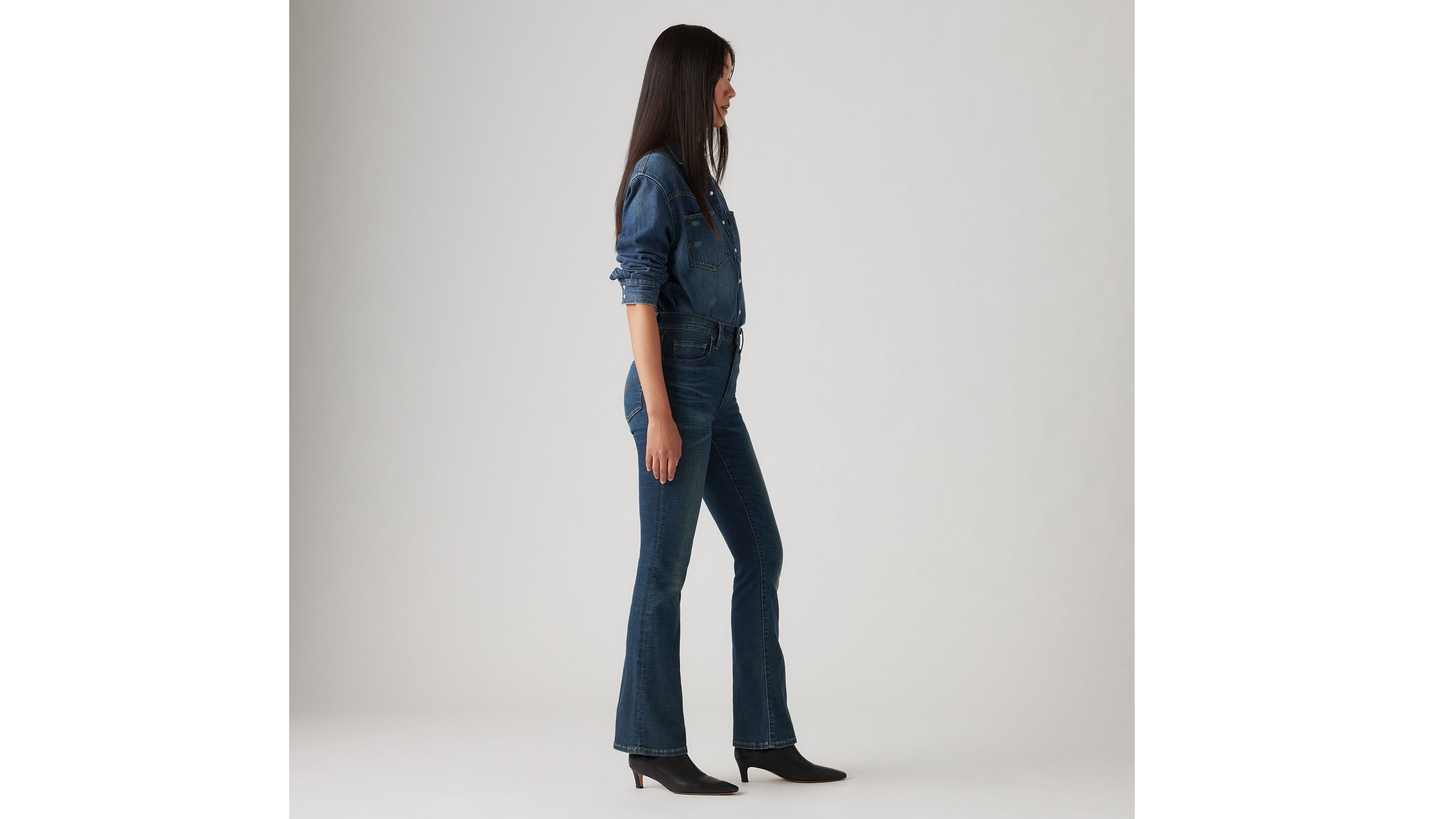 Shop Levi's 725 High Rise Bootcut Jeans In Miles Apart