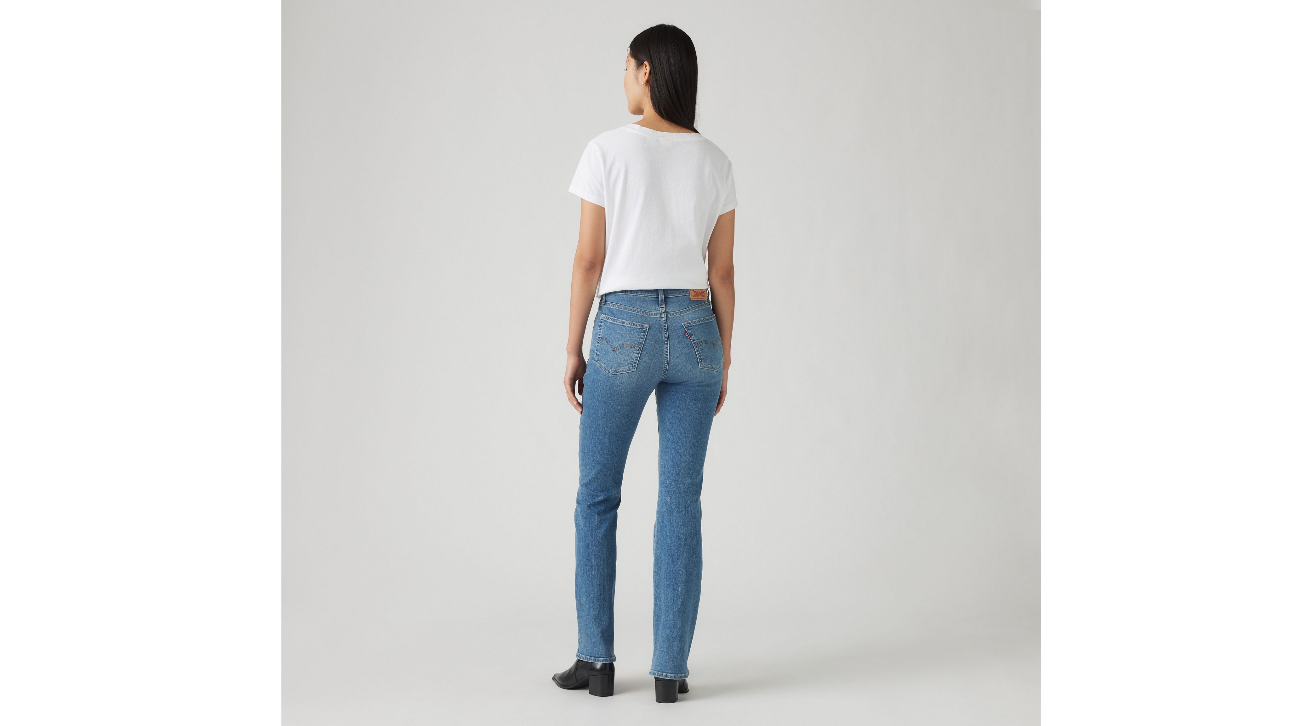 Levi's 725 High Rise Bootcut Women's Jeans 33x32 In Eternal Indigo