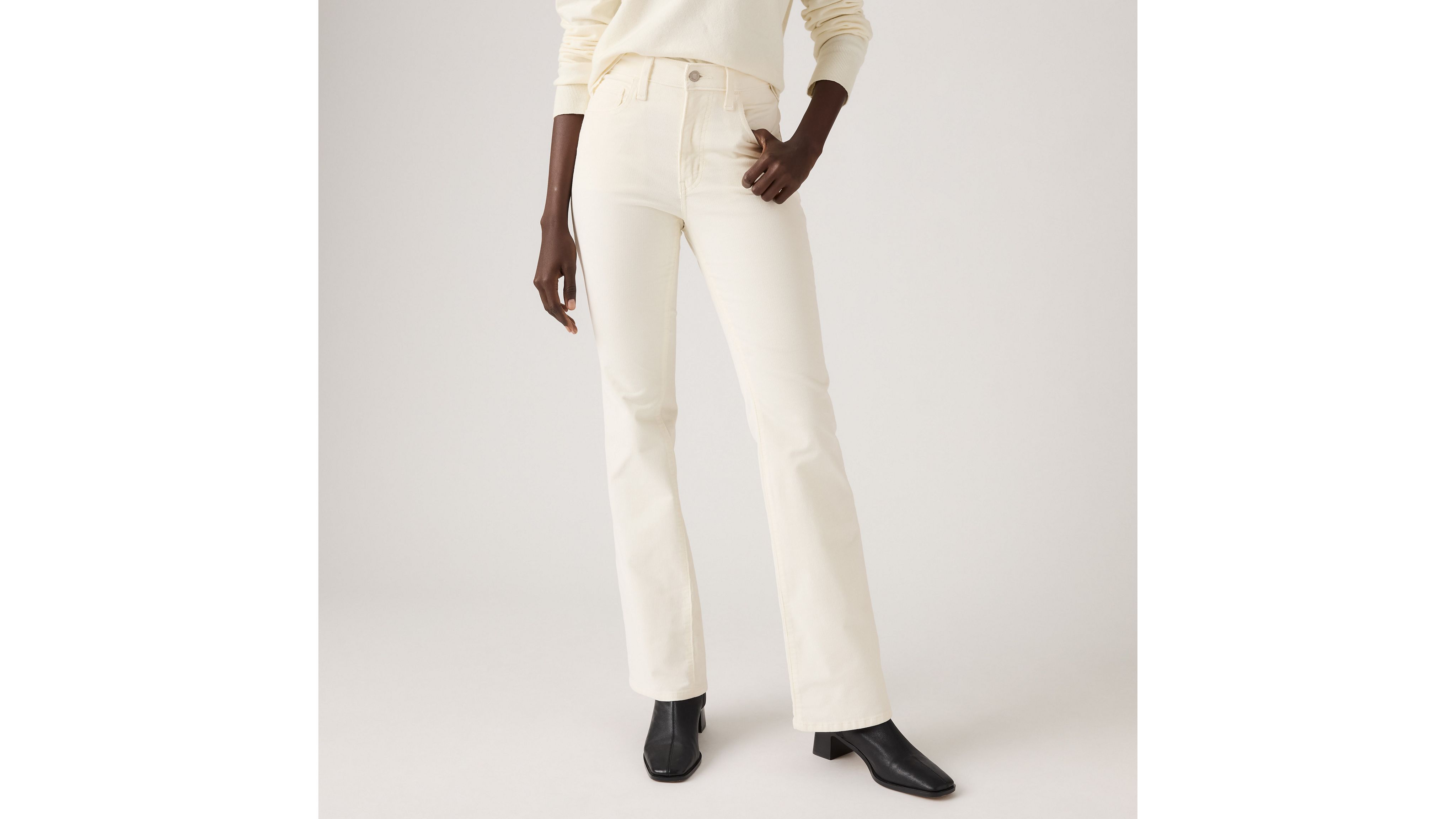 Levi's 725 High-rise Bootcut Women's Jeans 33x32 In White