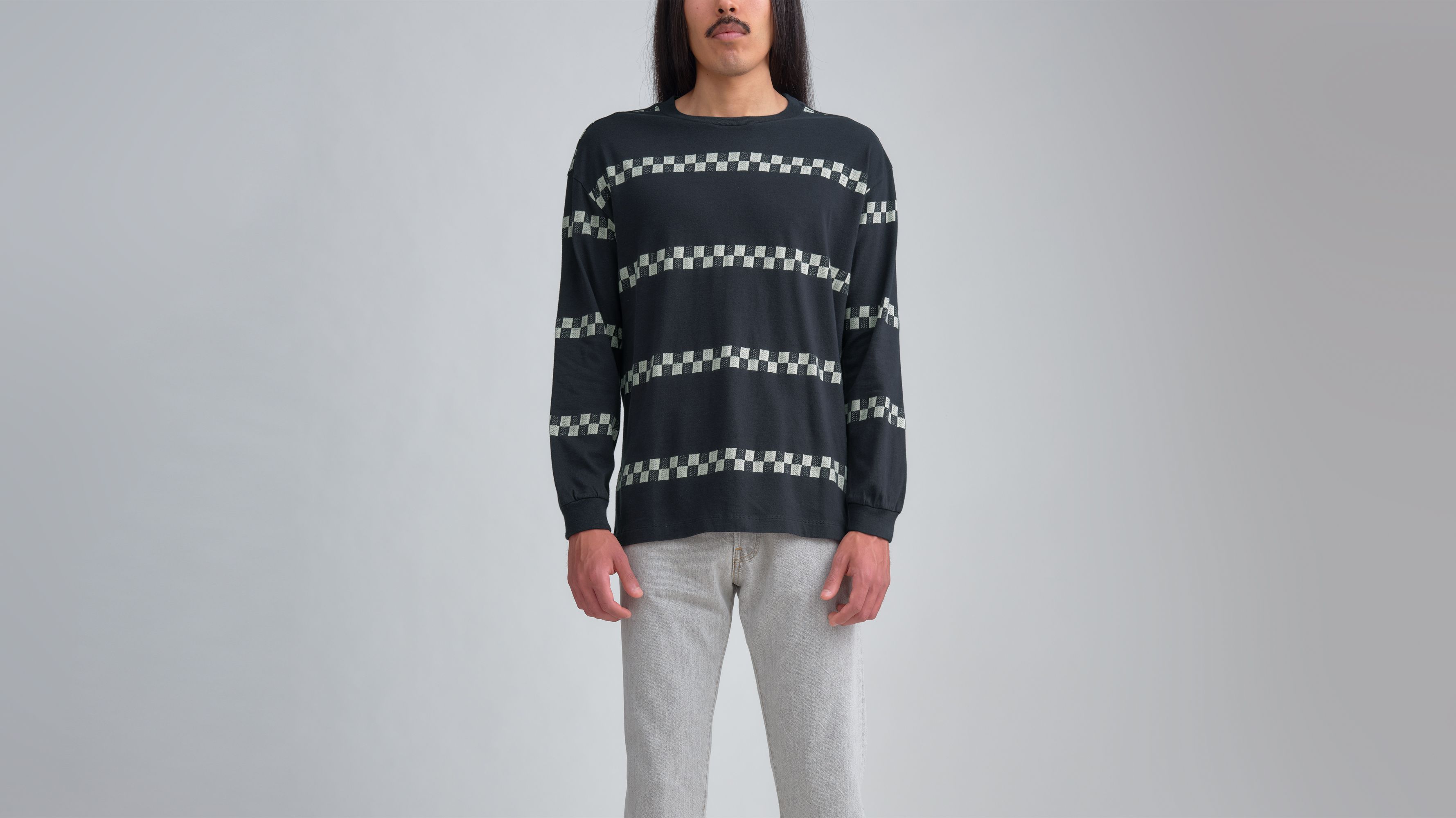 80s crew neck sweater