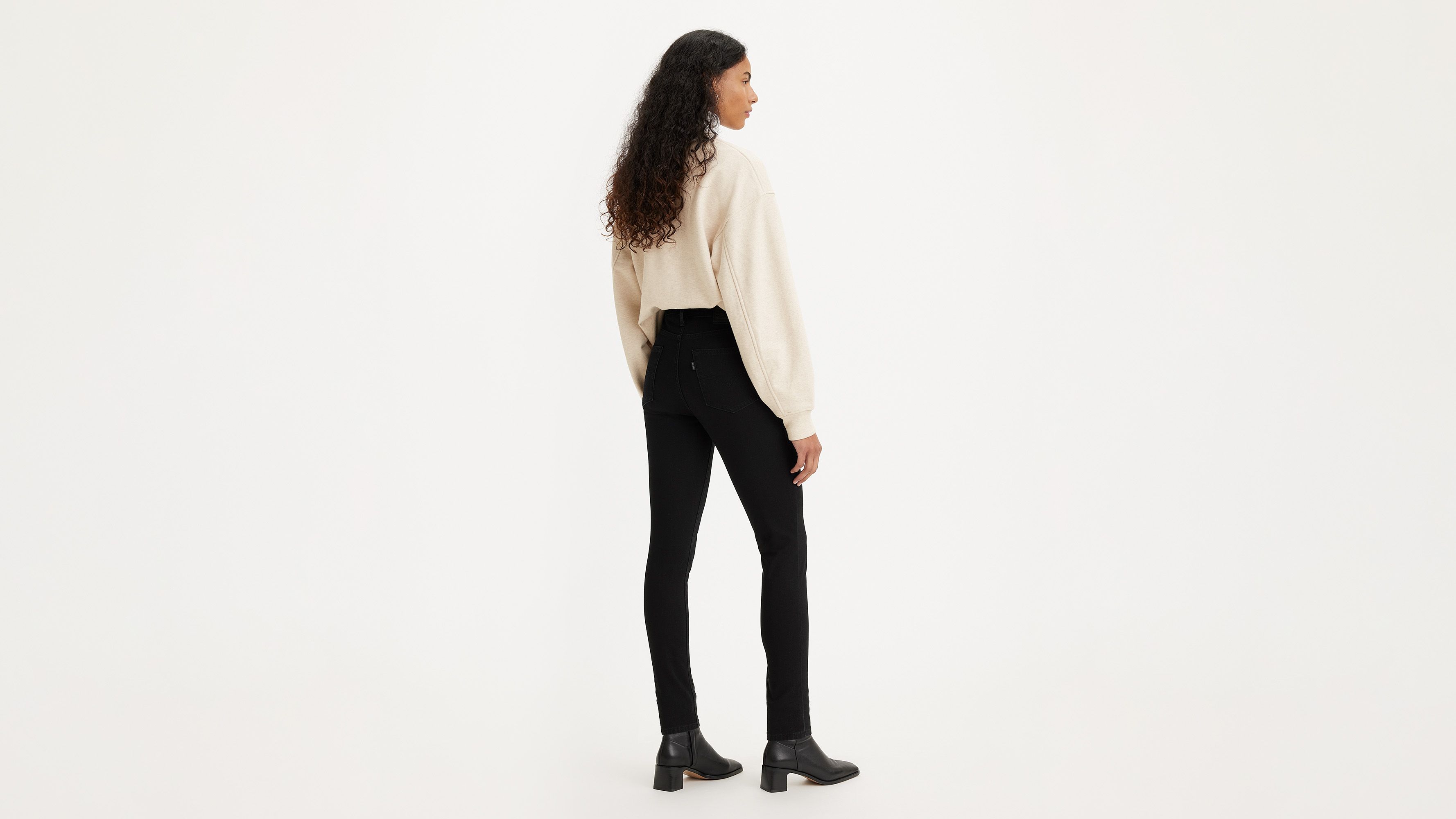 Jean levis noir online femme slim