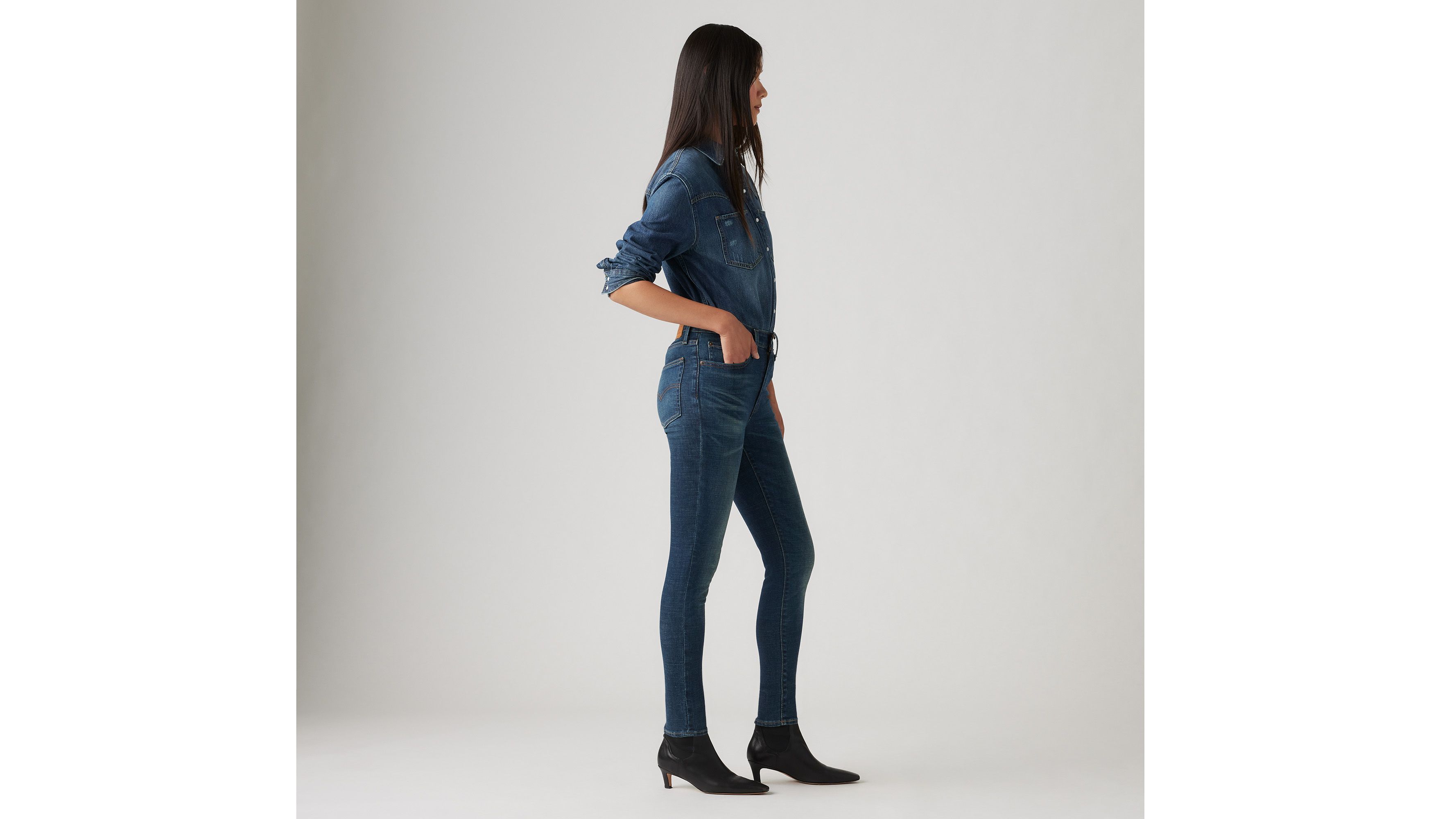 Shop Levi's 721 High Rise Skinny Jeans In Miles Apart