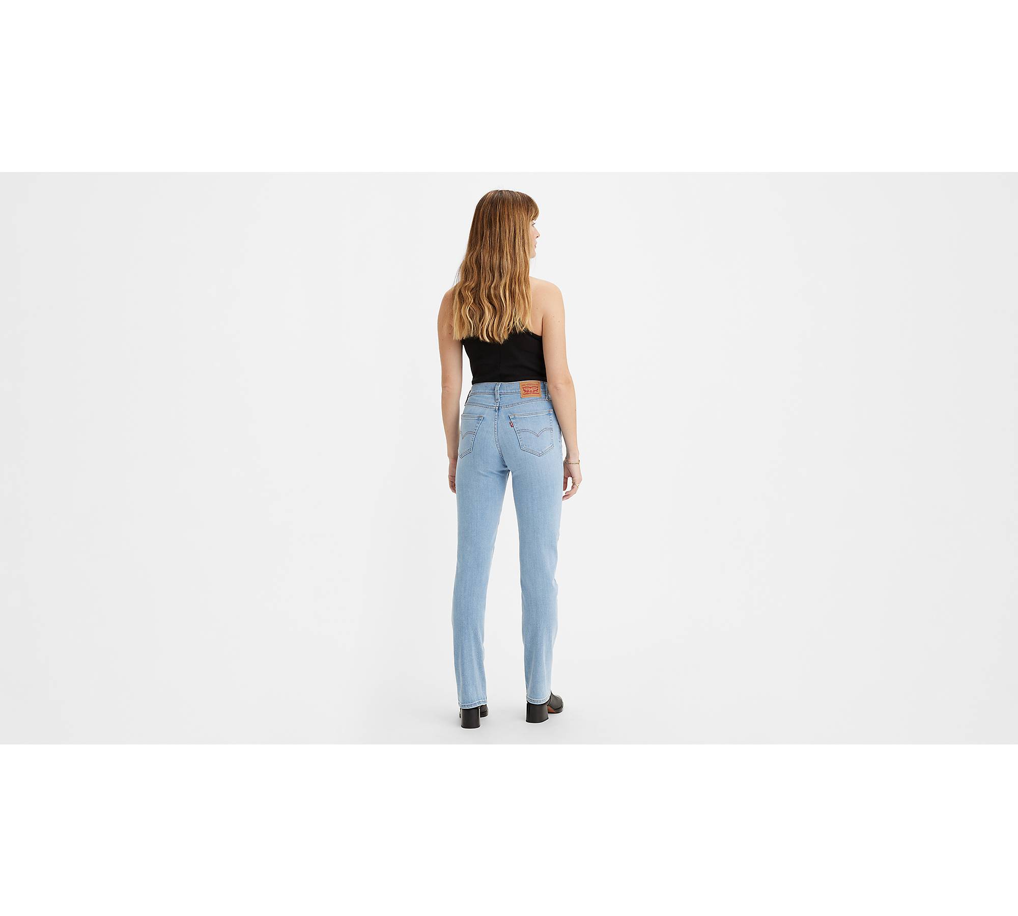 Signature by Levi Strauss & Co.™ Women's Plus Mid Rise Straight Jeans