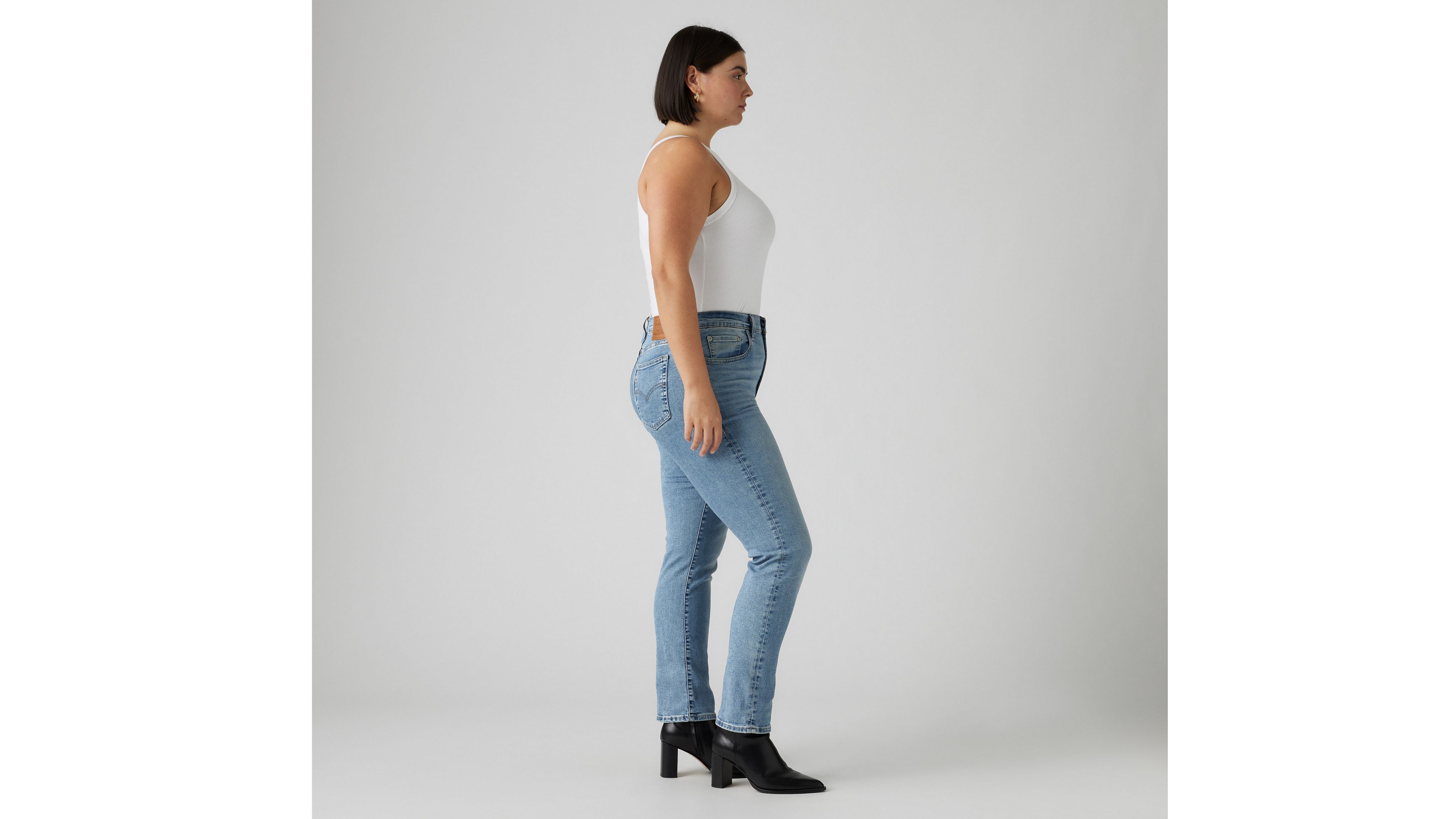 724 Jean droit taille haute pour femme 11