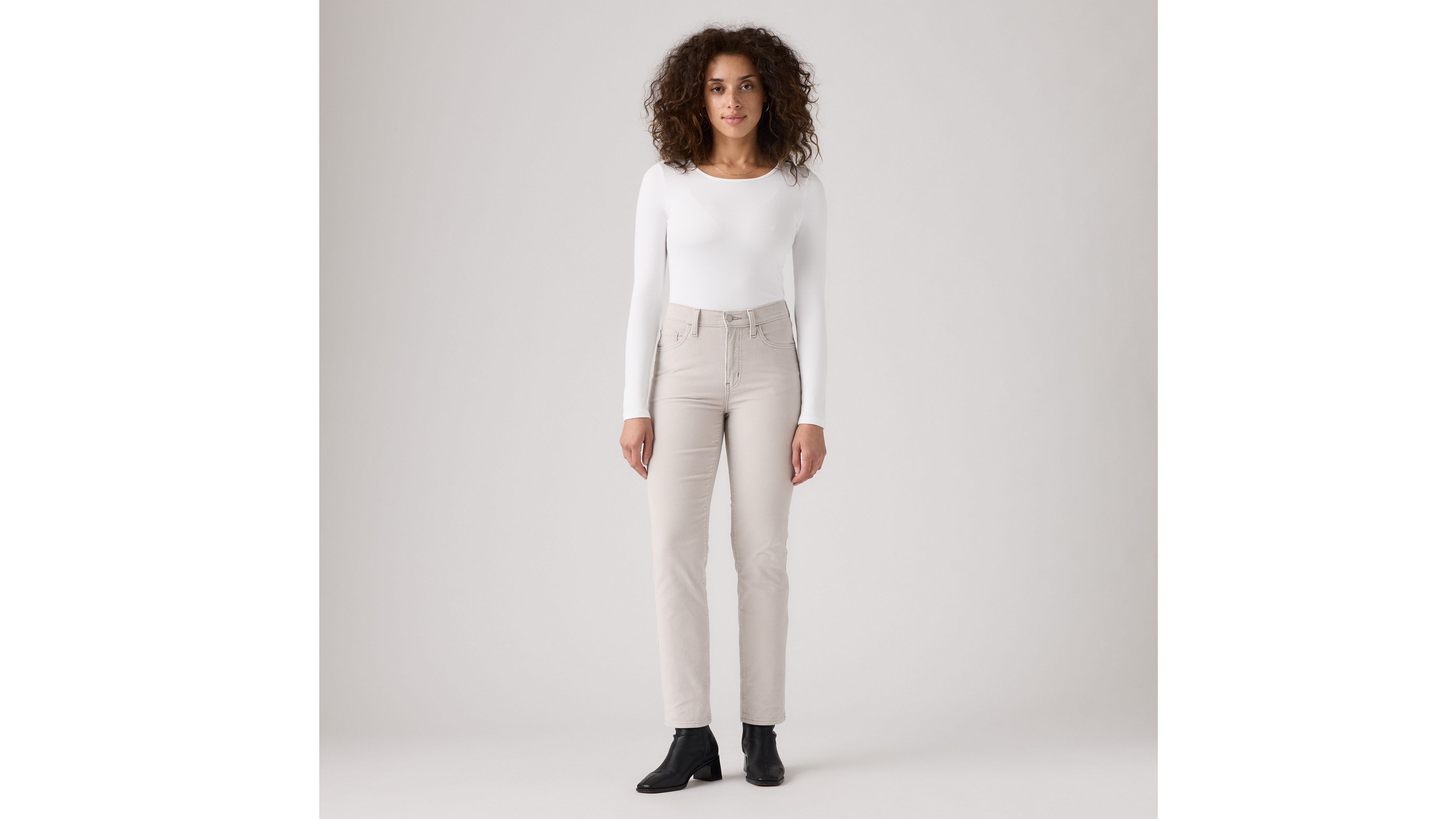 724 High-Rise Straight Corduroy Women's Pants 9