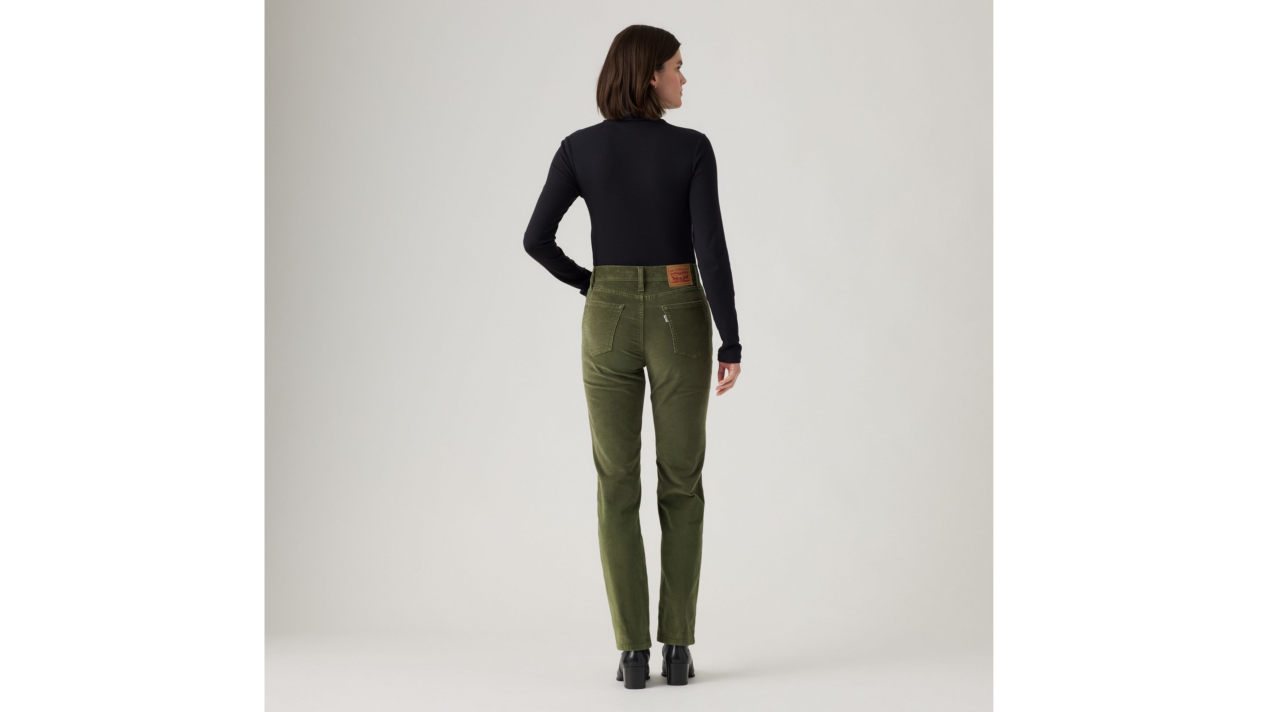 724 High-Rise Straight Corduroy Women's Pants