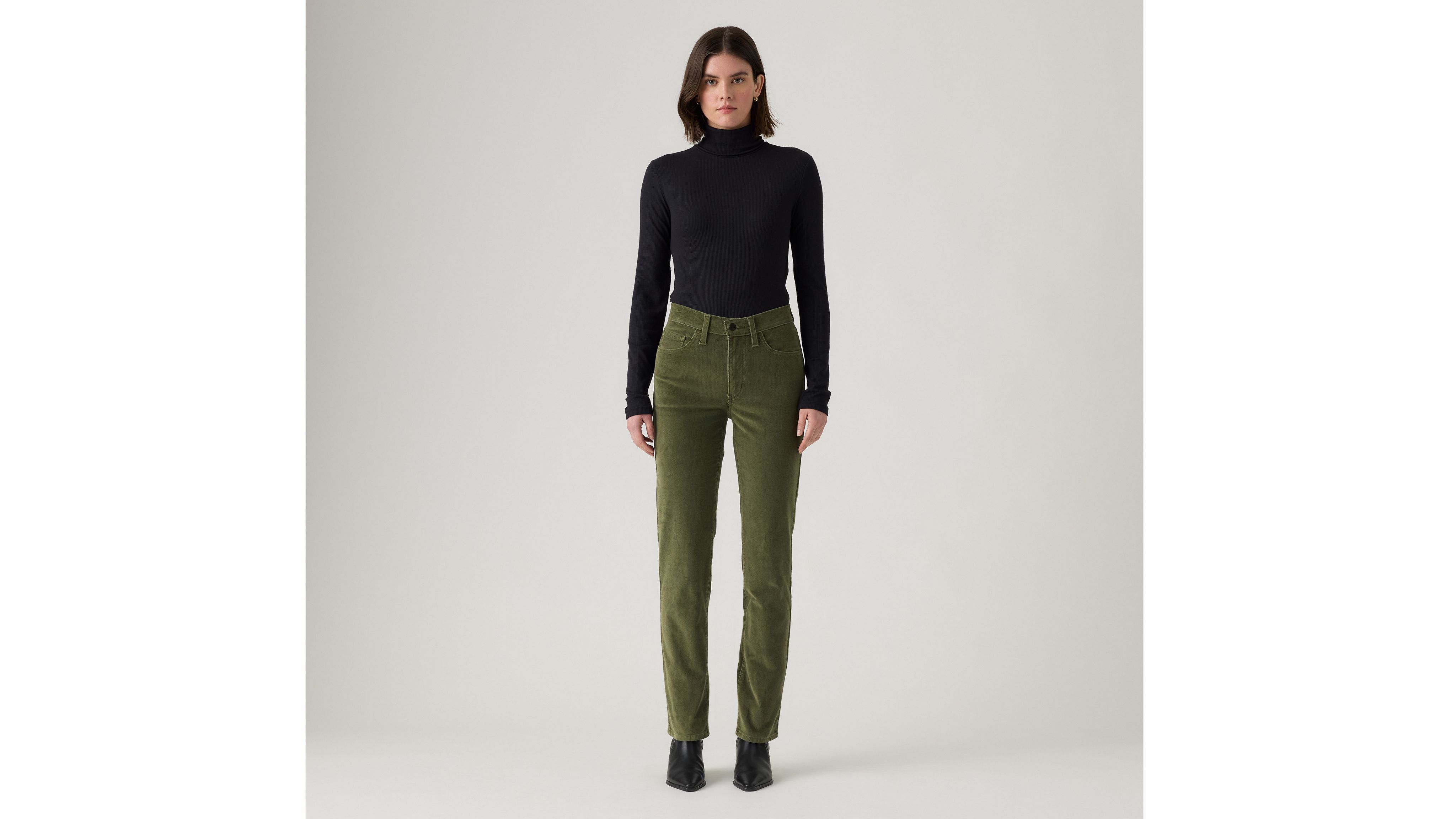 724 High-Rise Straight Corduroy Women's Pants