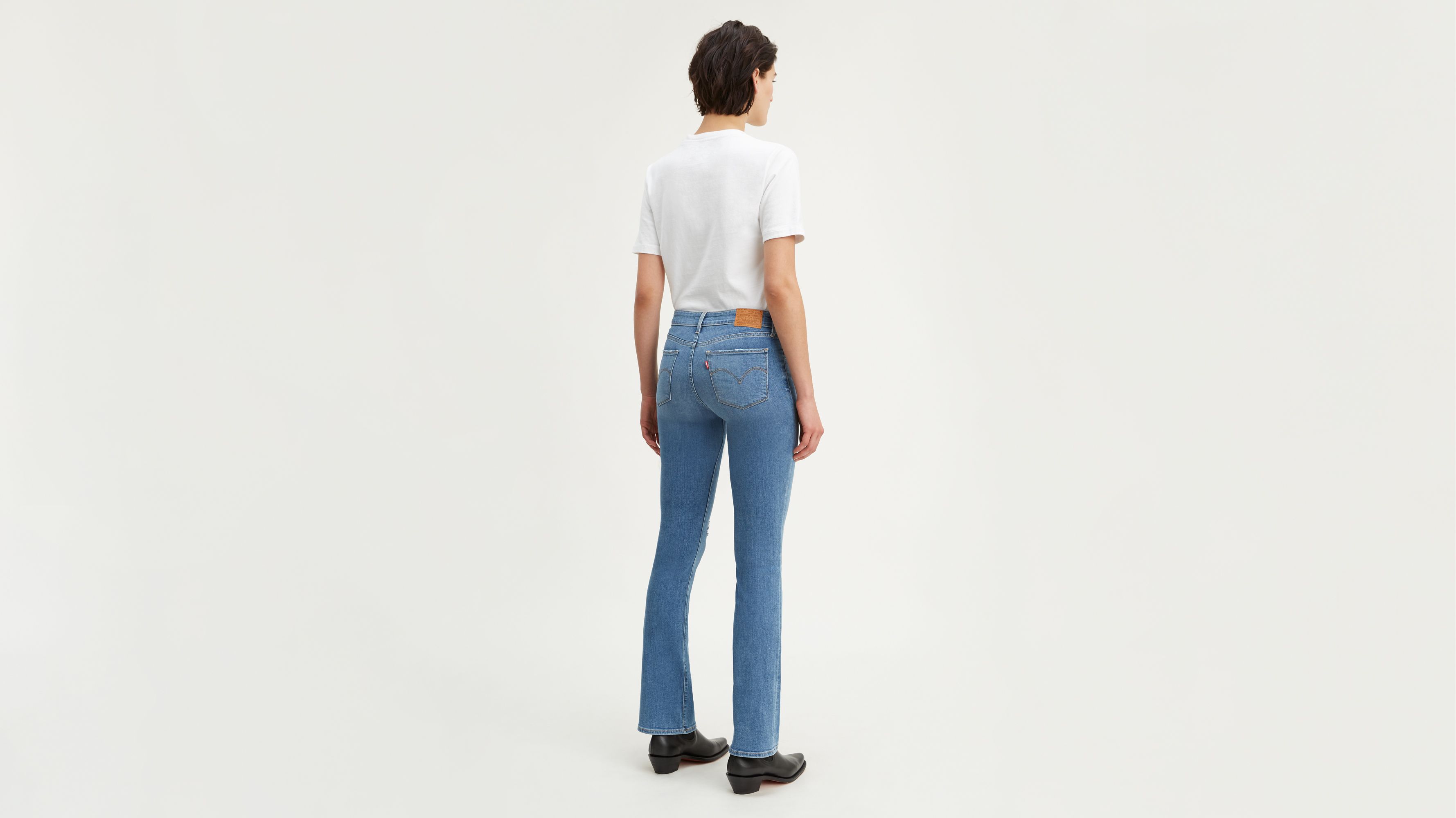 715 best sale bootcut levis