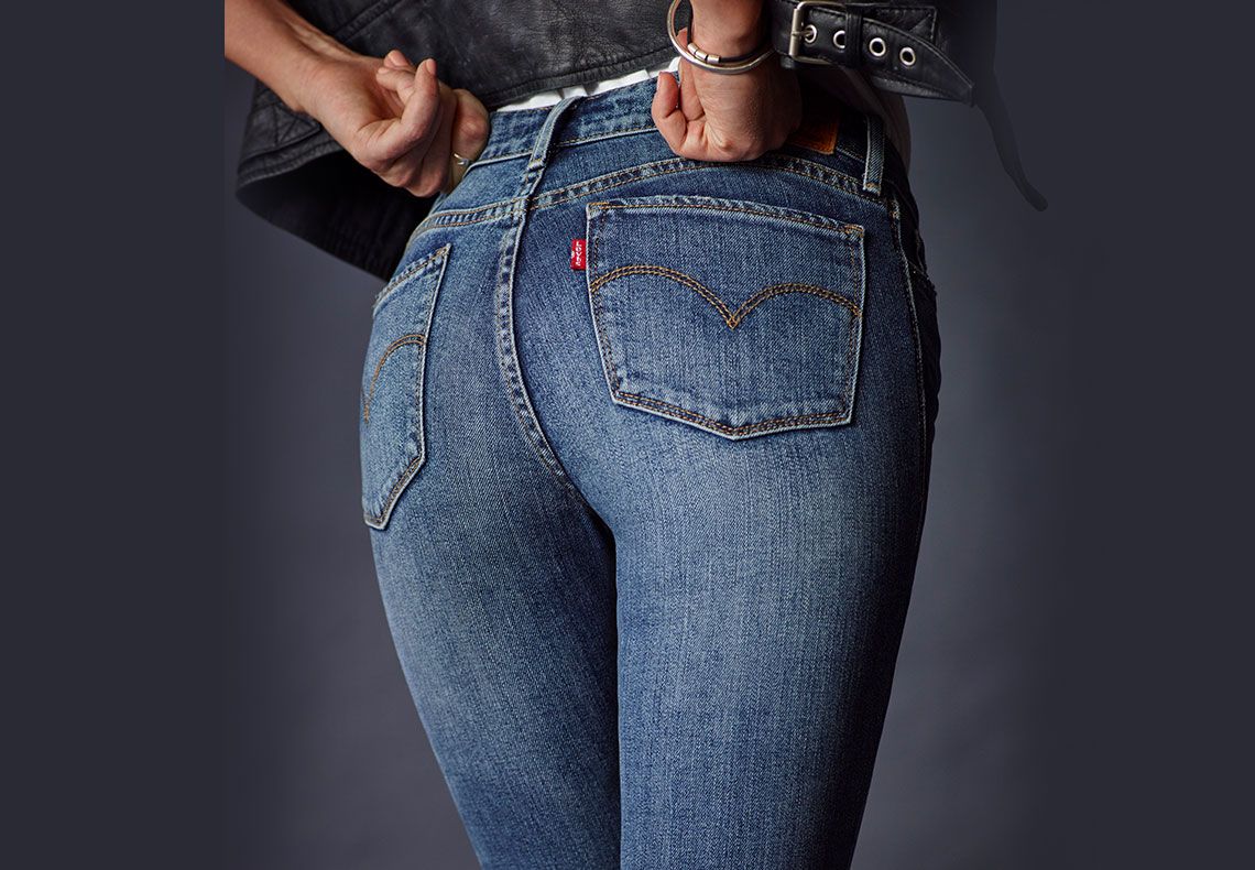 womens levis with button back pockets