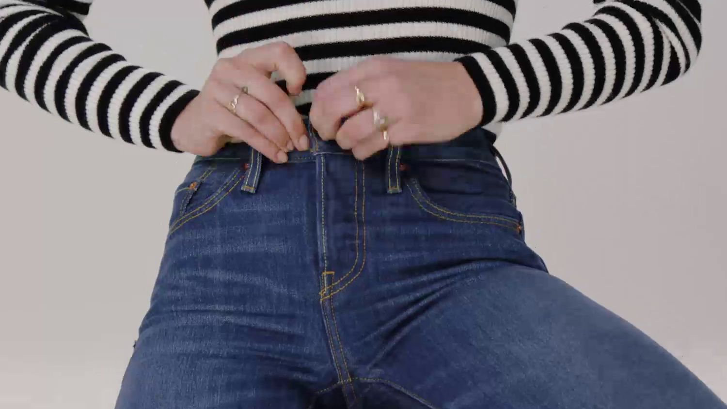 levi's 501 taper jeans just a girl